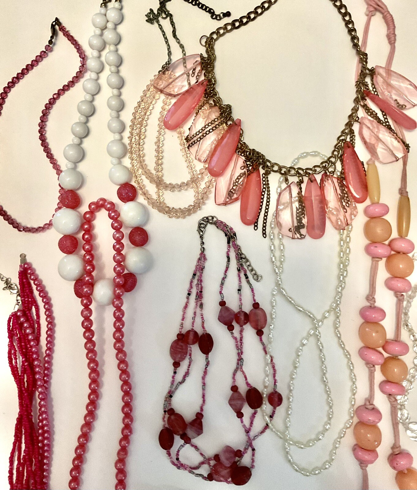 Vintage Lot Of Pink, White, Purple Bead Necklaces Wear Or Craft