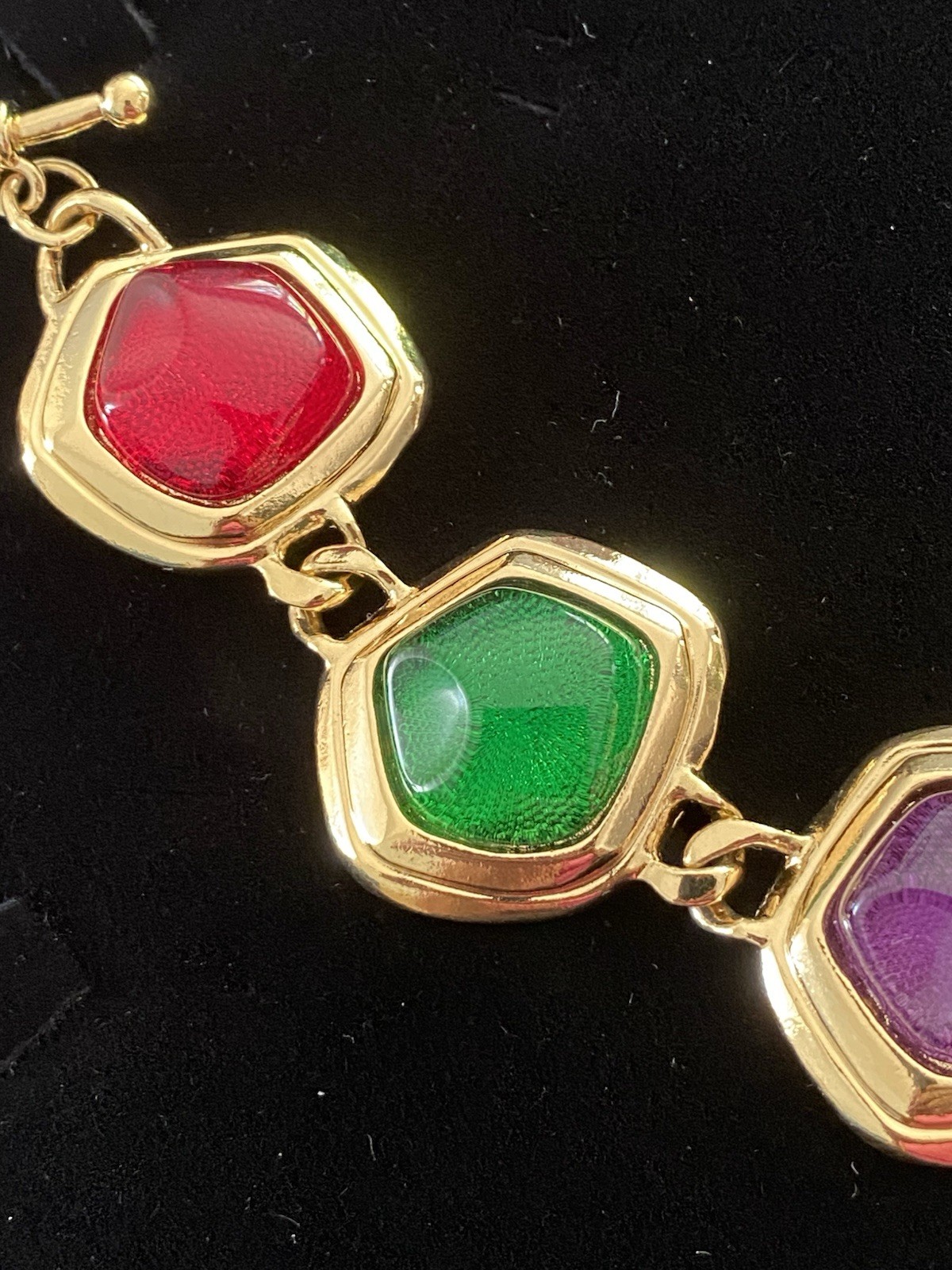 VTG Kenneth Jay Lane For Avon Caprianti Collection Jewel Tones Lucite Bracelet