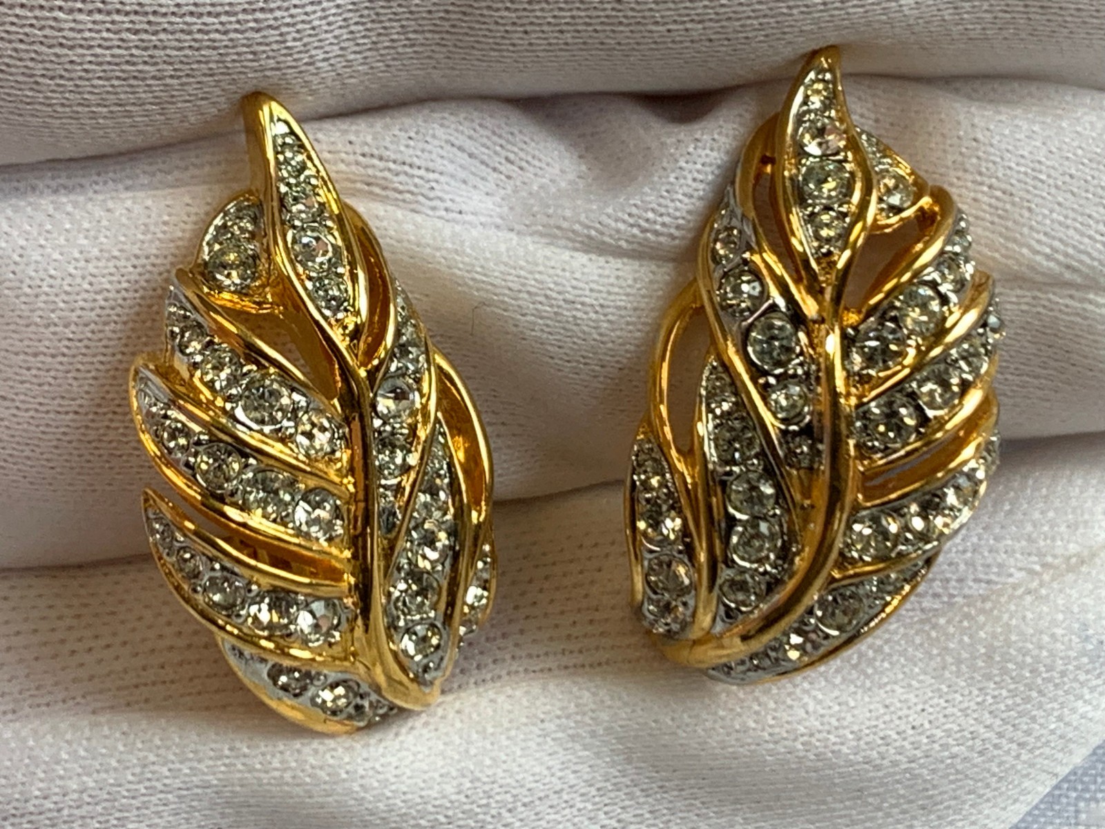 Estate Auction Jewelry Collection Clip-On Earrings Replica Costume Jewelry