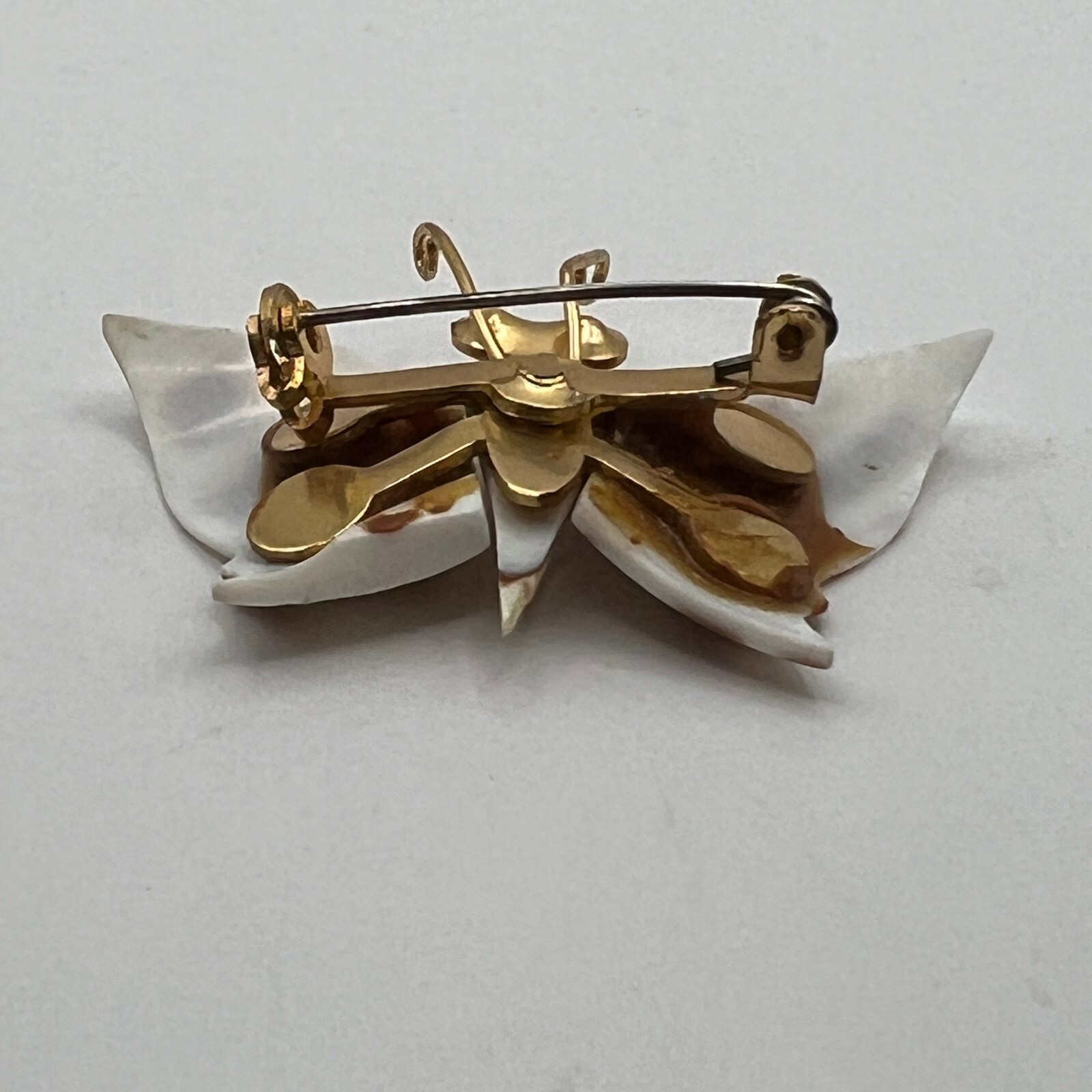 Vintage Shell Butterfly Brooch White Brown Gold Tone Seashell Pin
