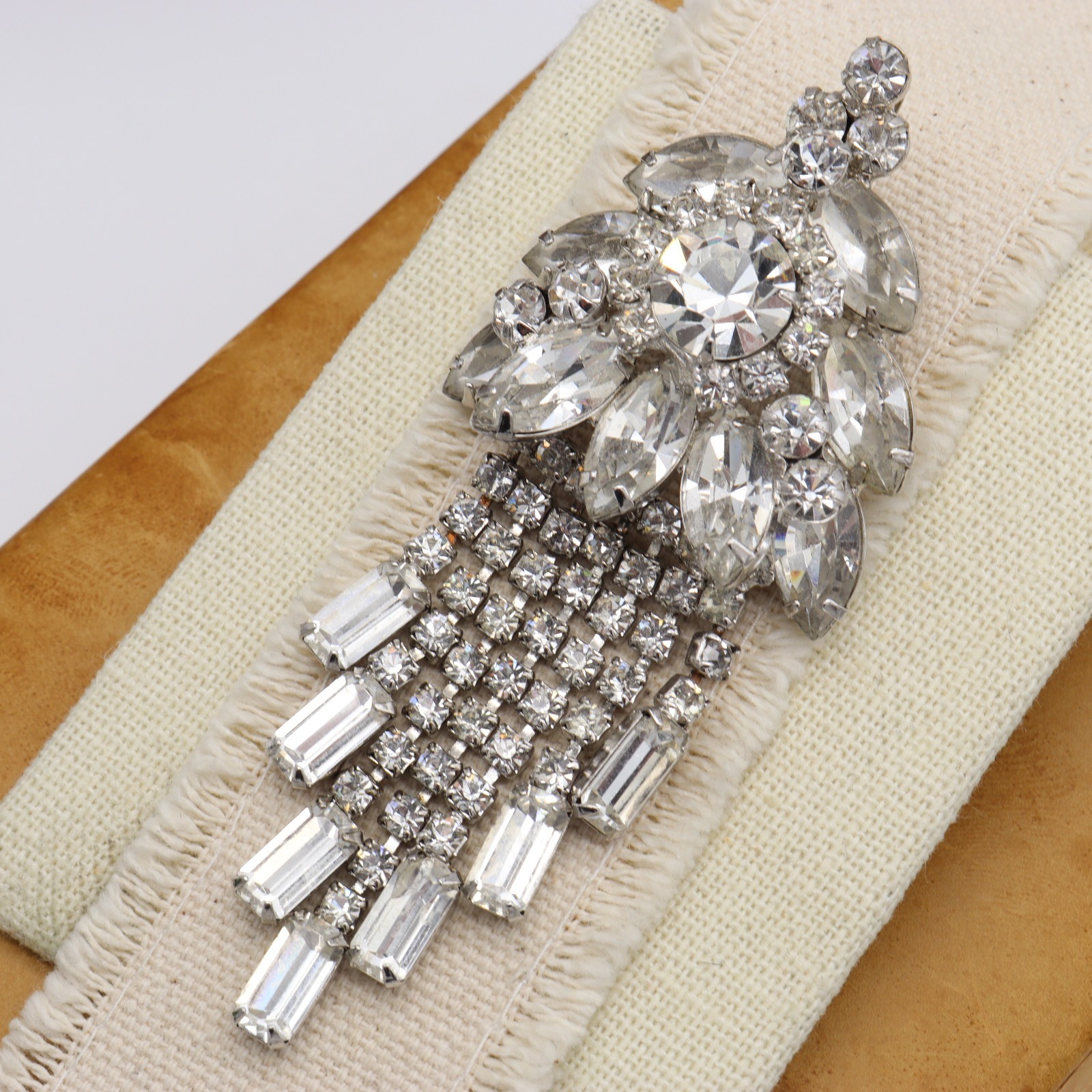 Vtg Juliana D&E Clear Rhinestone Brooch Pendant Dangle Fringe Pin Layered