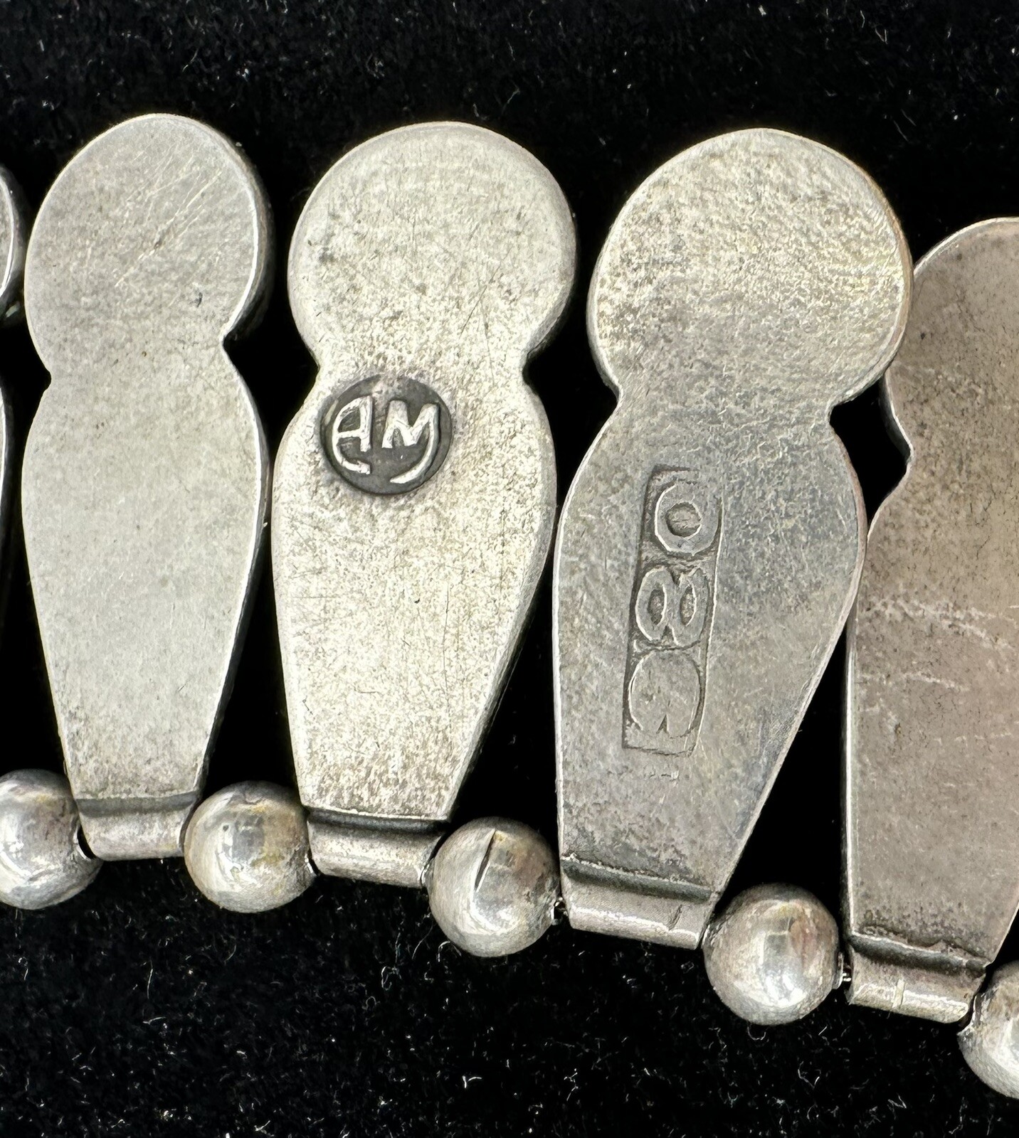 AM Signed 980 Sterling Silver Modernist Brutalist Phallic Tribal Choker Necklace