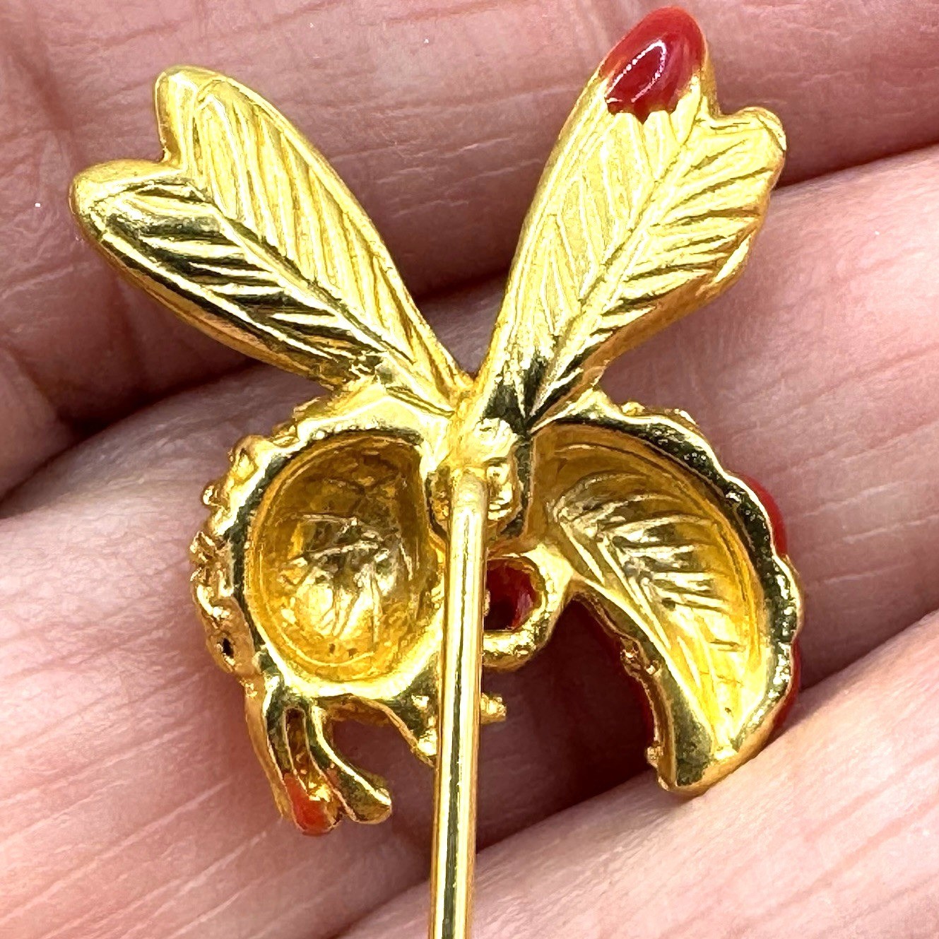 Vintage Gold & Red Bee Stick Pin Brooch Enamel Finish Insect Design Lapel Access