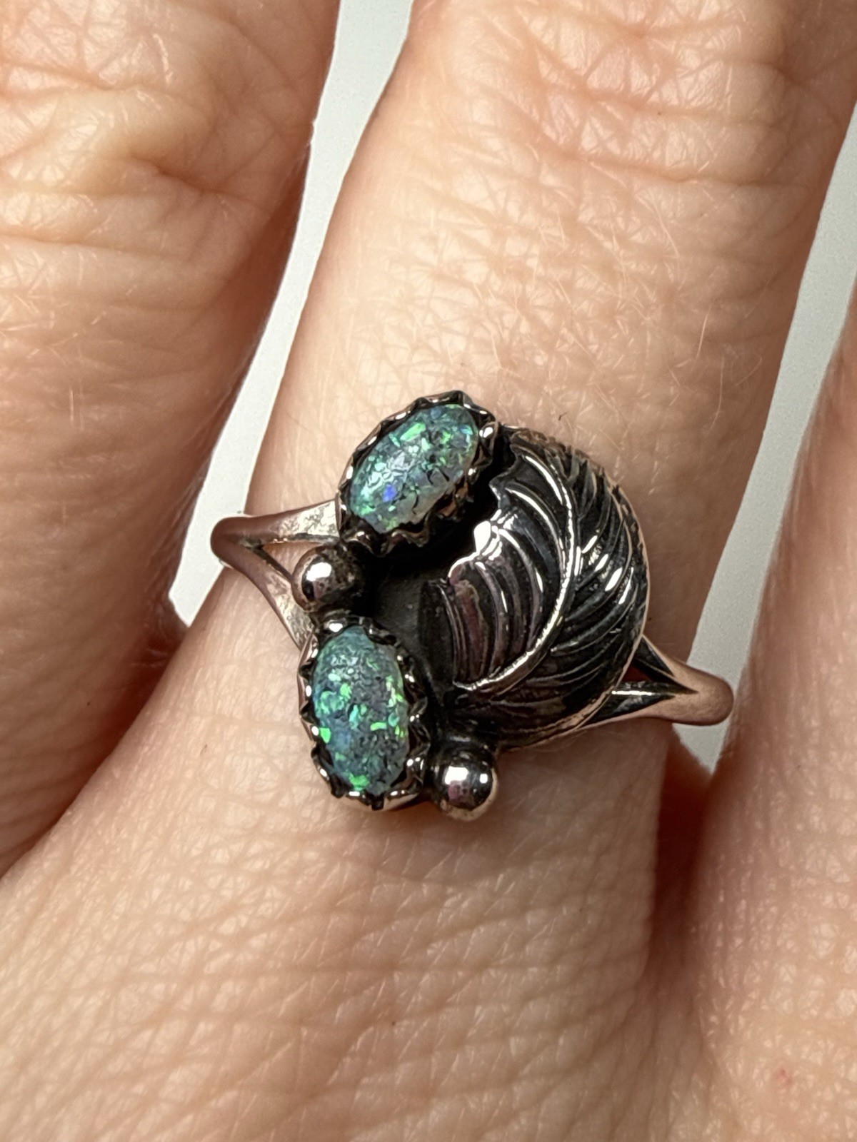 VTG Sterling Silver Navajo Lab Blue Fire Opal Leaf Ring Size 6.75
