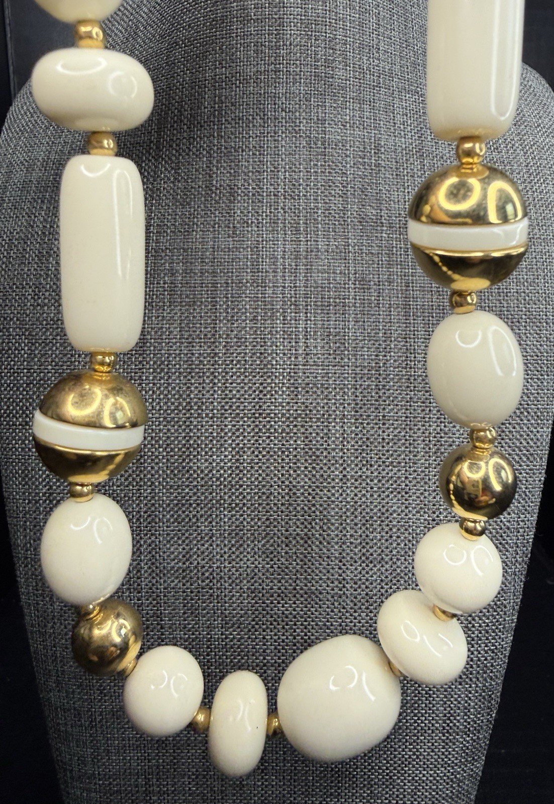Vintage Trifari Glass Beaded Off White with Gold Chunky Statement Necklace