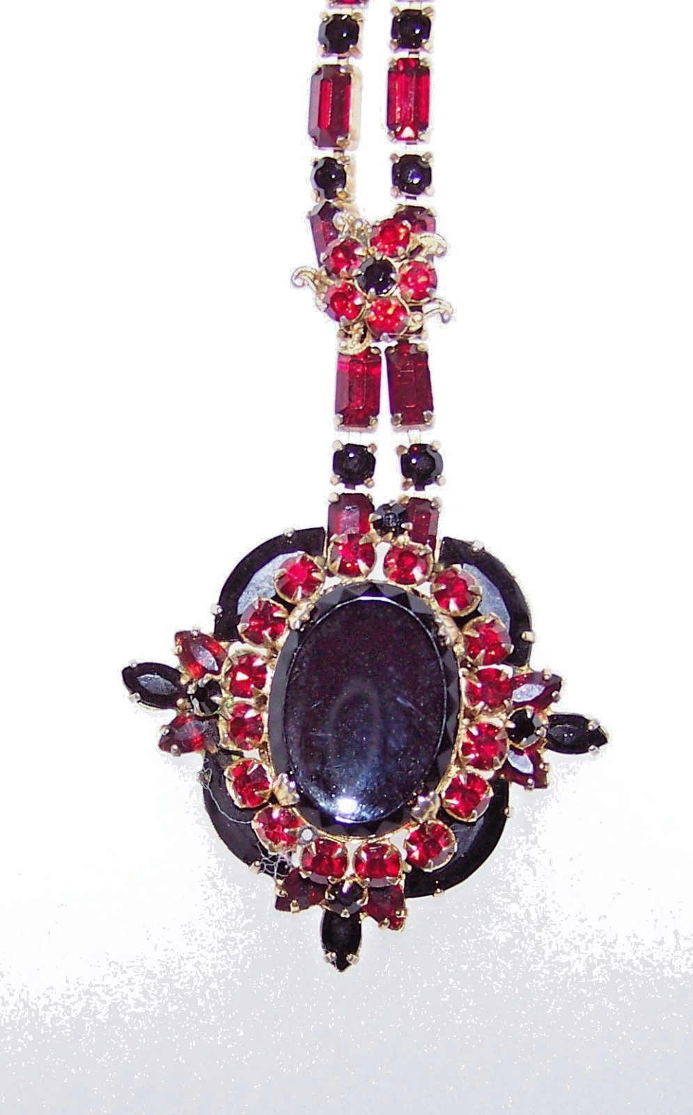 Vintage Red & Black Glass Rhinestone Pendant Necklace Prong Set Art Deco