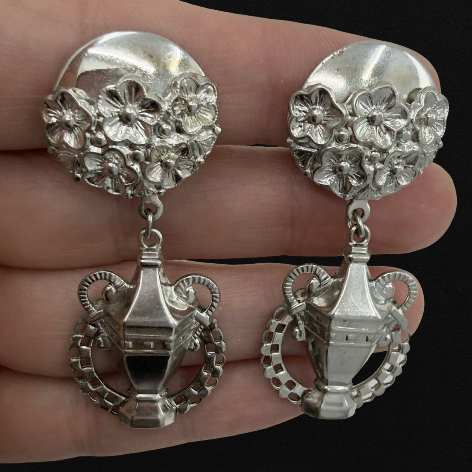 Vintage 🖤 EGYPTIAN REVIVAL 🖤 Silver Floral URN GREEK GODDESS Dangle Earrings