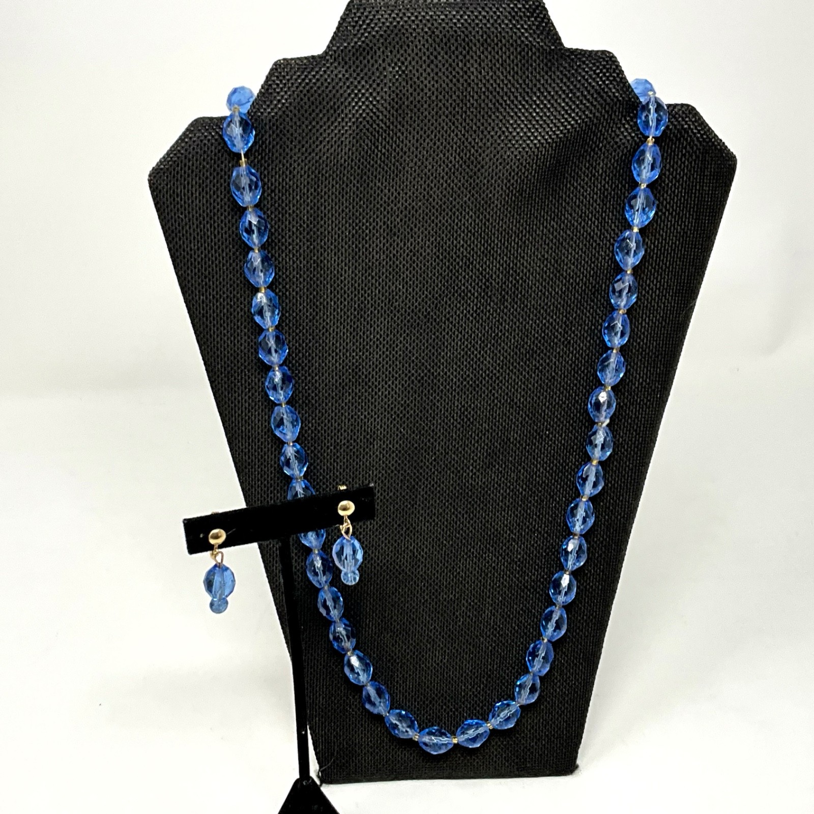 Vintage 20″ Faceted Blue Glass Bead Necklace and Dangle Clip Earrings Set
