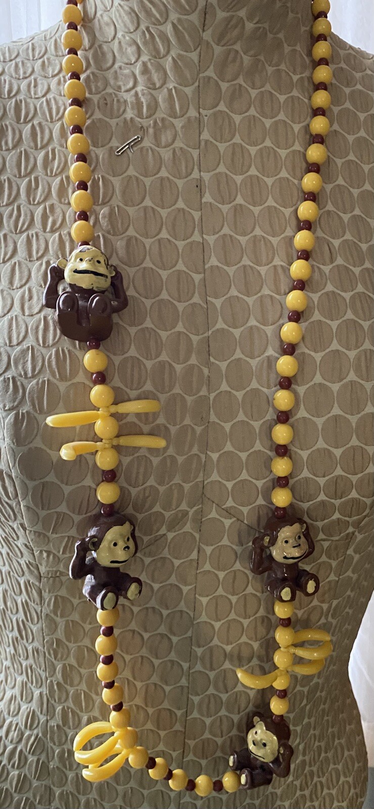 Vintage Plastic Monkey and Bananas Yellow Bead Necklace No Clasp Fun Funky 40″