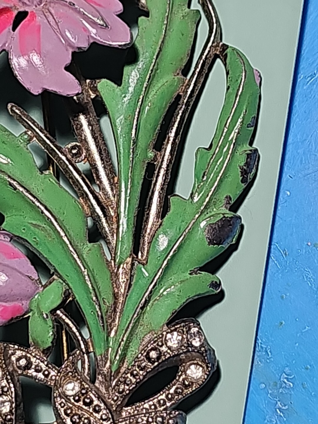 Vintage Floral 1930s Pot Metal Brooch Enamel New England Glassworks