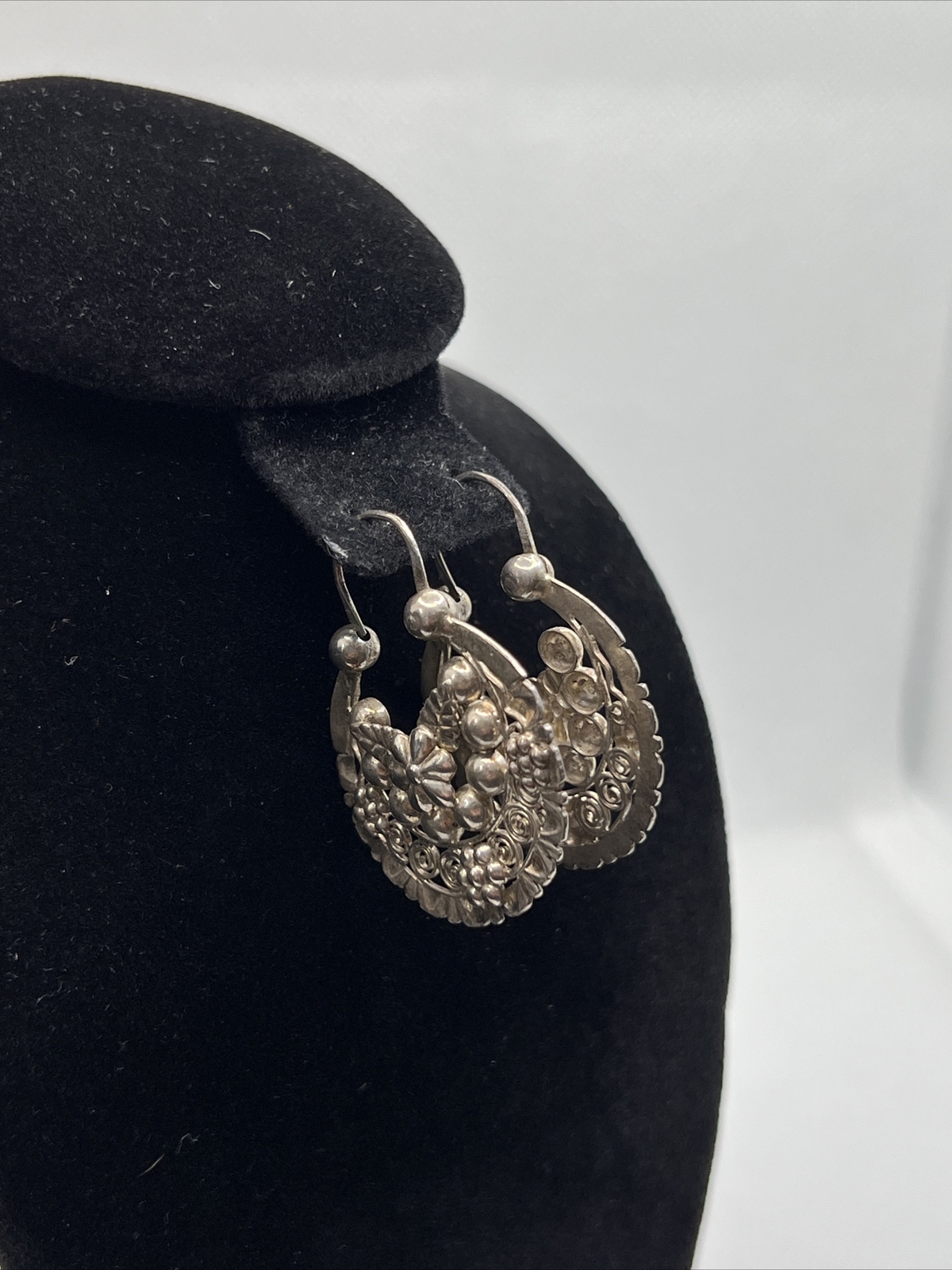 VINTAGE HANDMADE 925 Sterling Silver Filigree HOOP Earrings(39mm x 30.9mm) 6.7gr