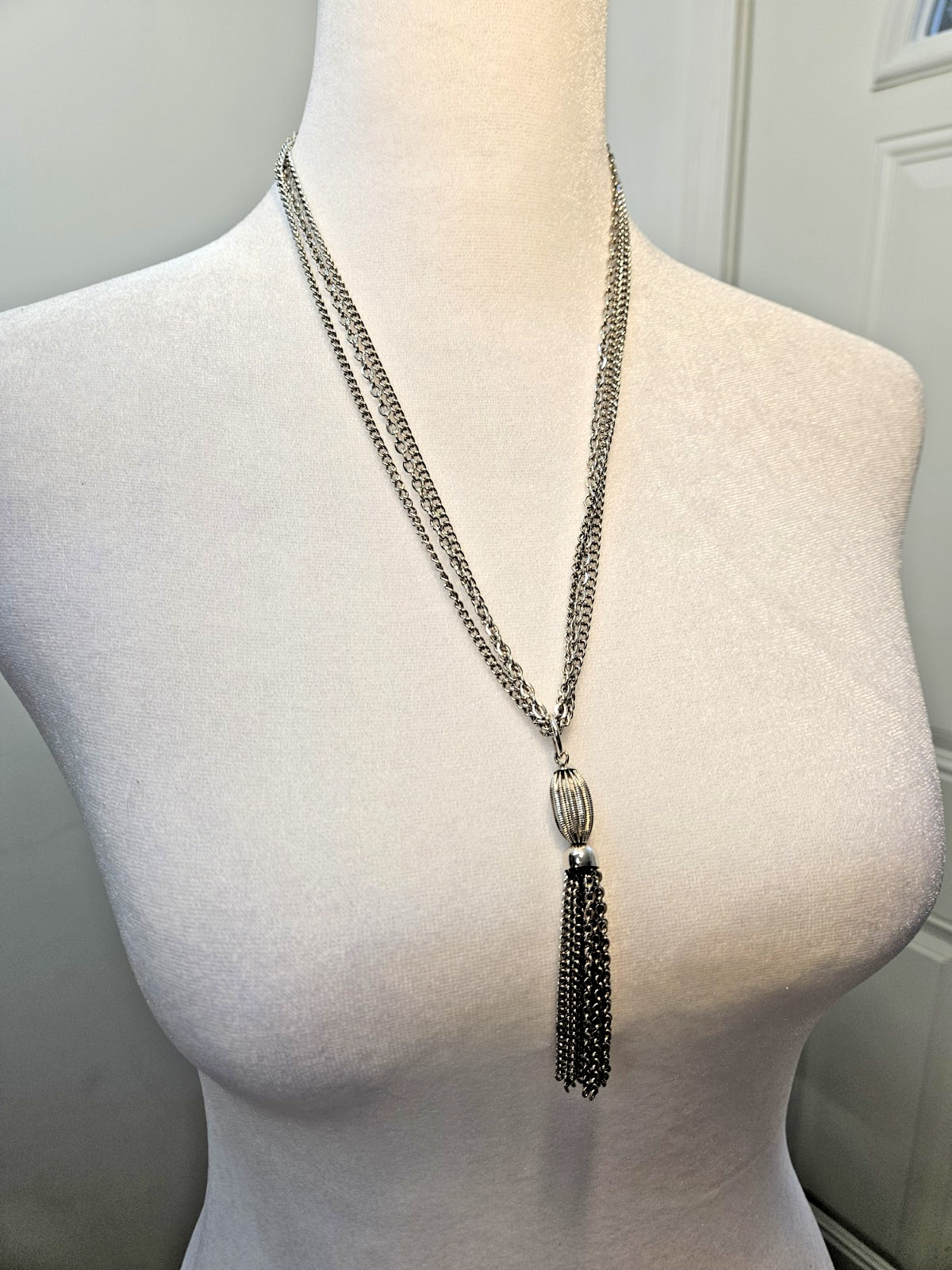 Tassel Pendant Necklace Vintage Silver Tone 22 Inches