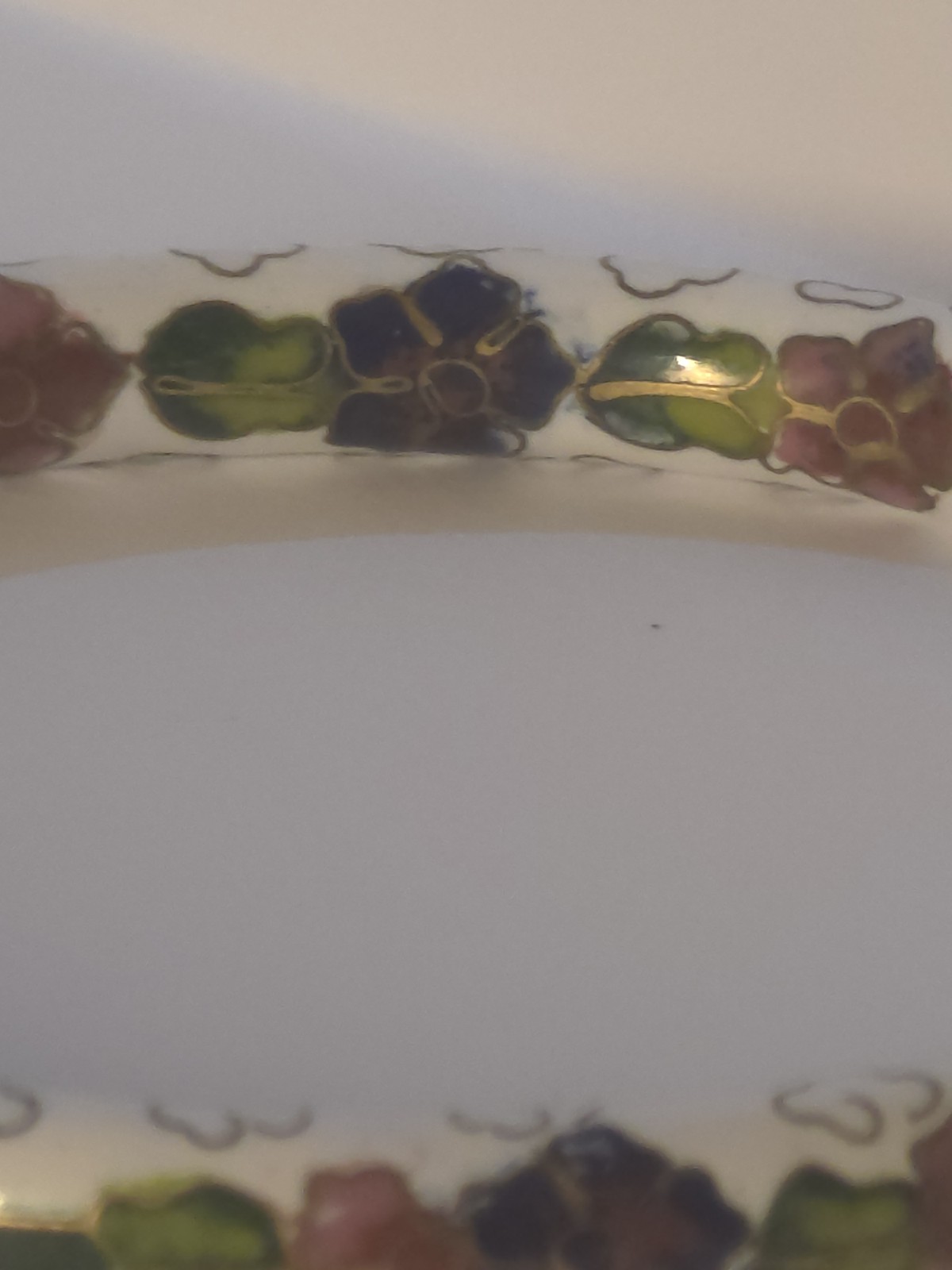Vintage white Cloisonne bangle bracelet purple red green flower 8″