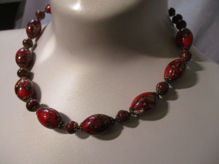 Vintage Dramatic Dark Red Aventurine Venetian Foil Art Glass Bead Necklace