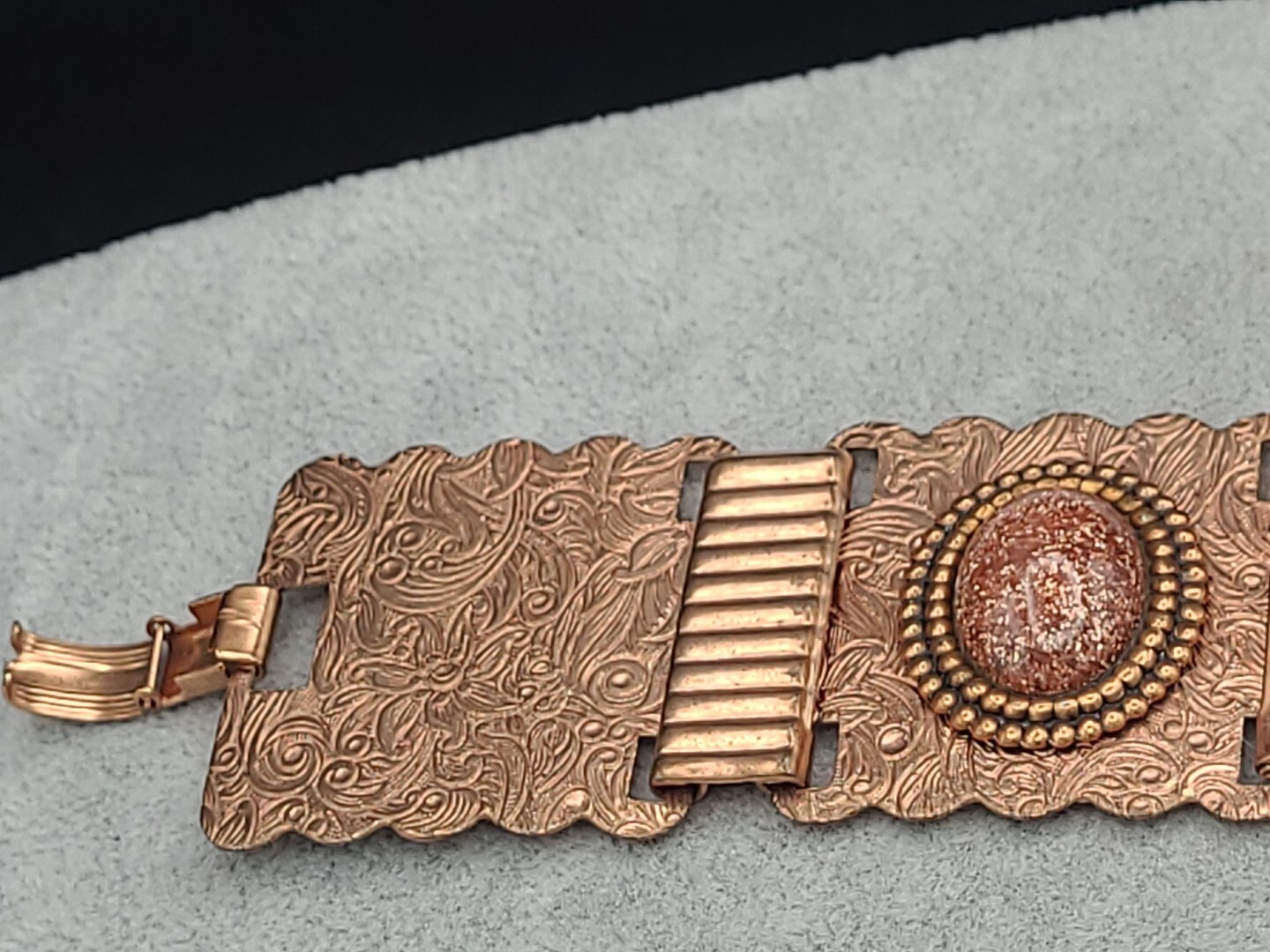 Stunning Vintage Copper & GoldStone Bracelet 7 3/4″ & Earrings Ornate Metalwork
