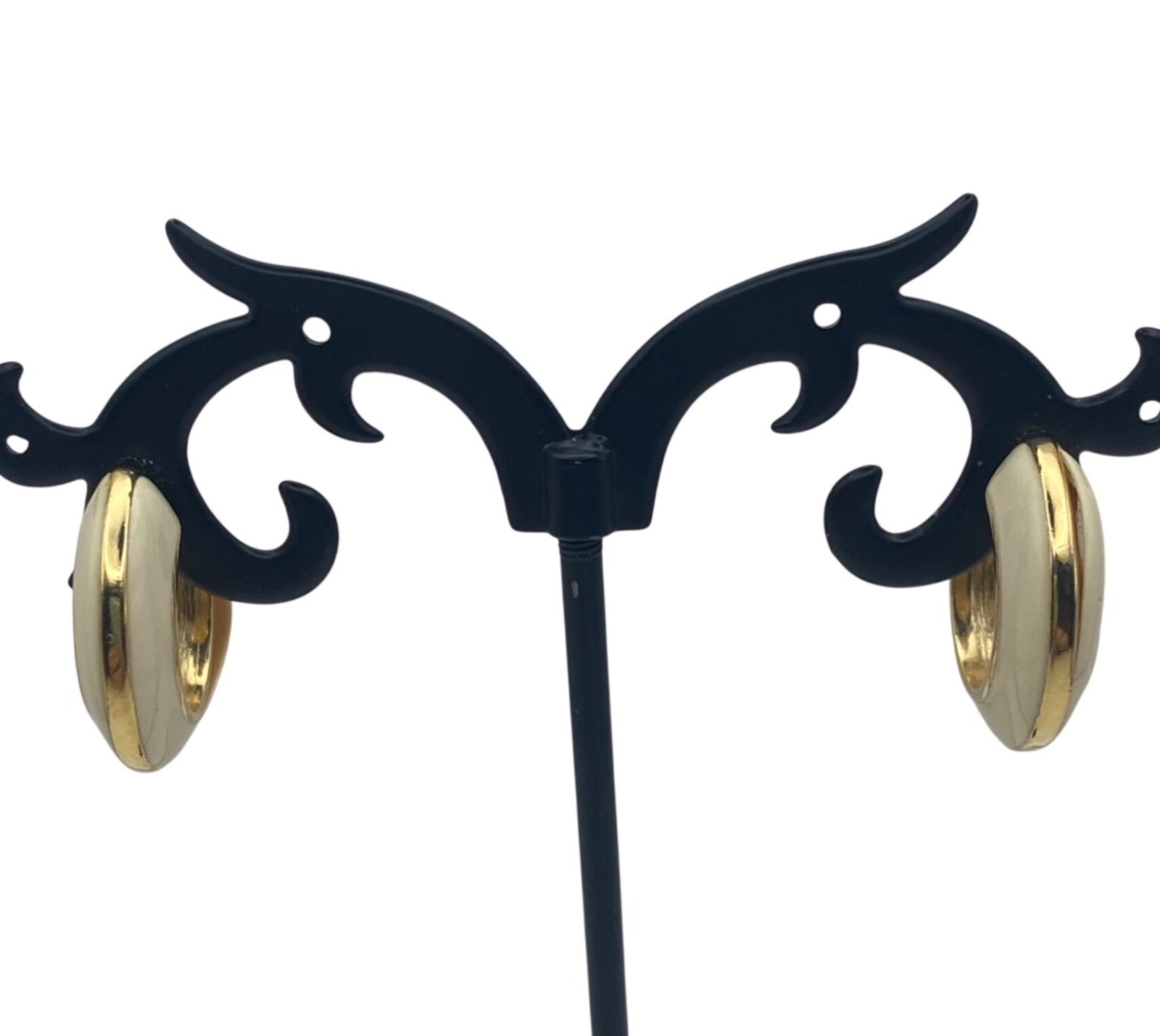 Vintage Trifari Ivory Gold-Tone Hoop Earrings Pierced Classic Puffy Corpcore