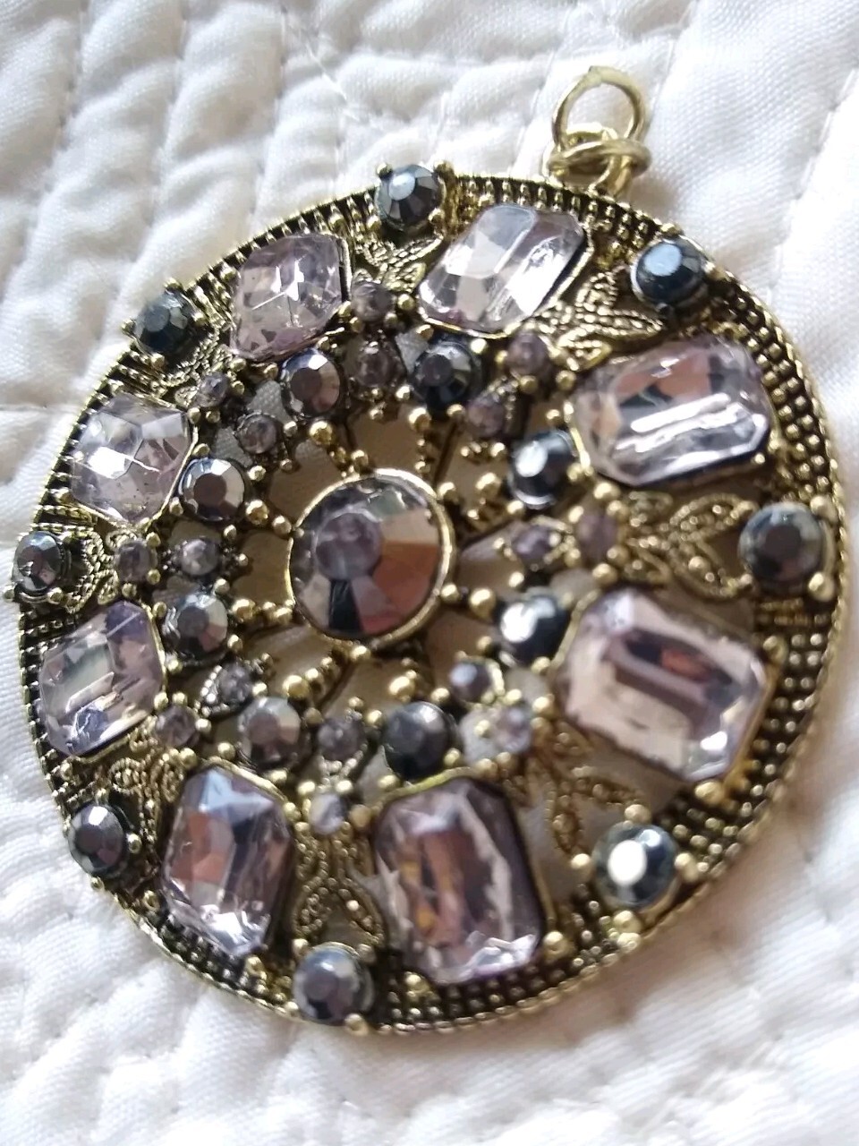 Vtg Pendant Gold Tone Clear & Gray Colored Gems Floral Burst Unknown Quality 2″+