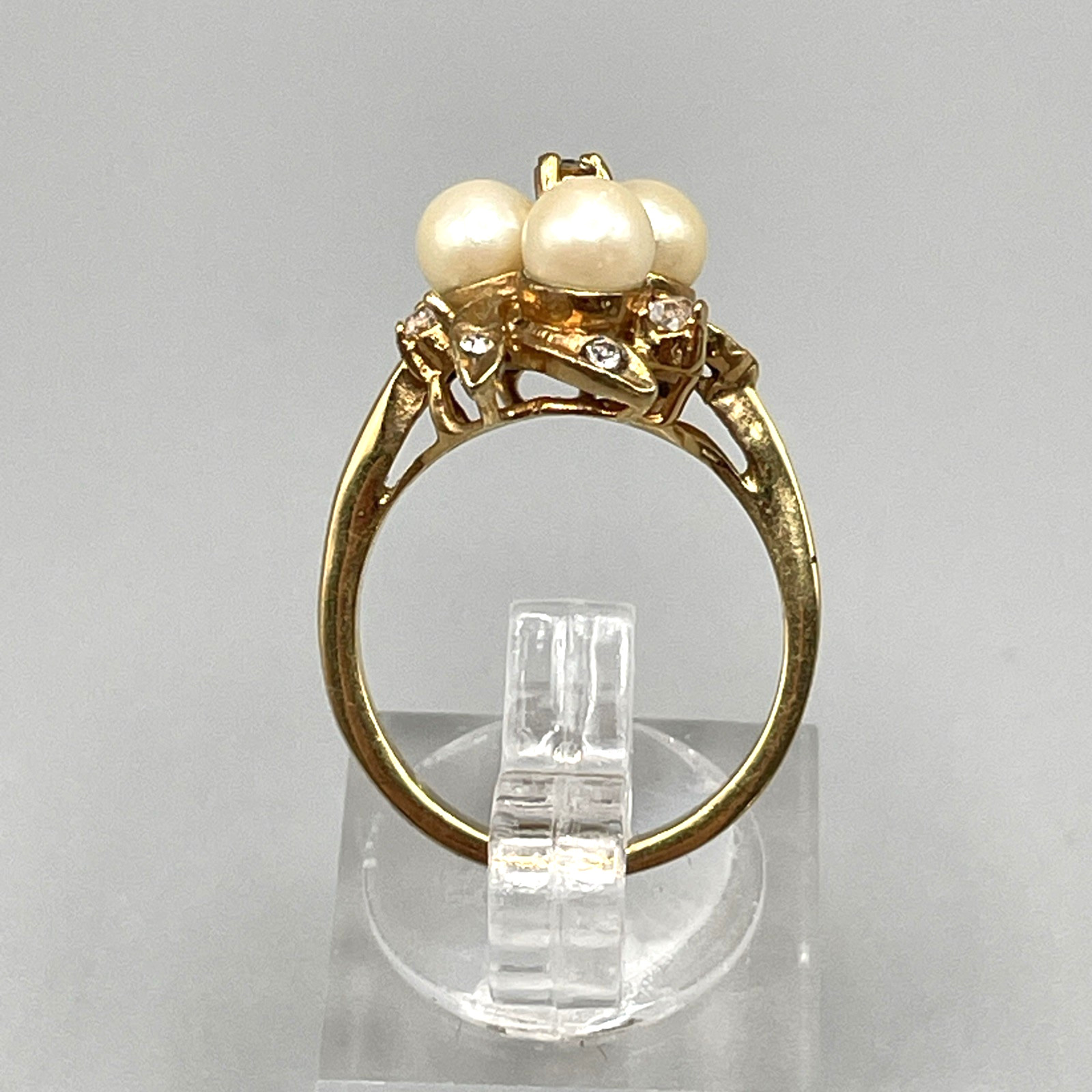 Vintage Gold-Plated Floral Pearl & Cubic Zirconia Cluster Ring – Size 5