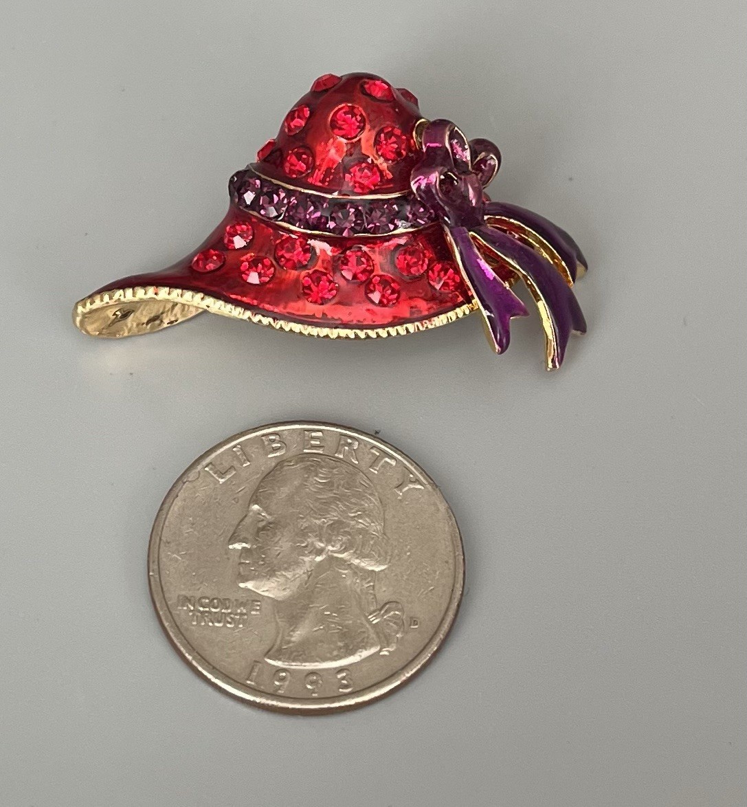 VTG Red Hat Pin Back-Tie Tac Brooch Red Rhinestones Enamel Purple Bow 1.75”