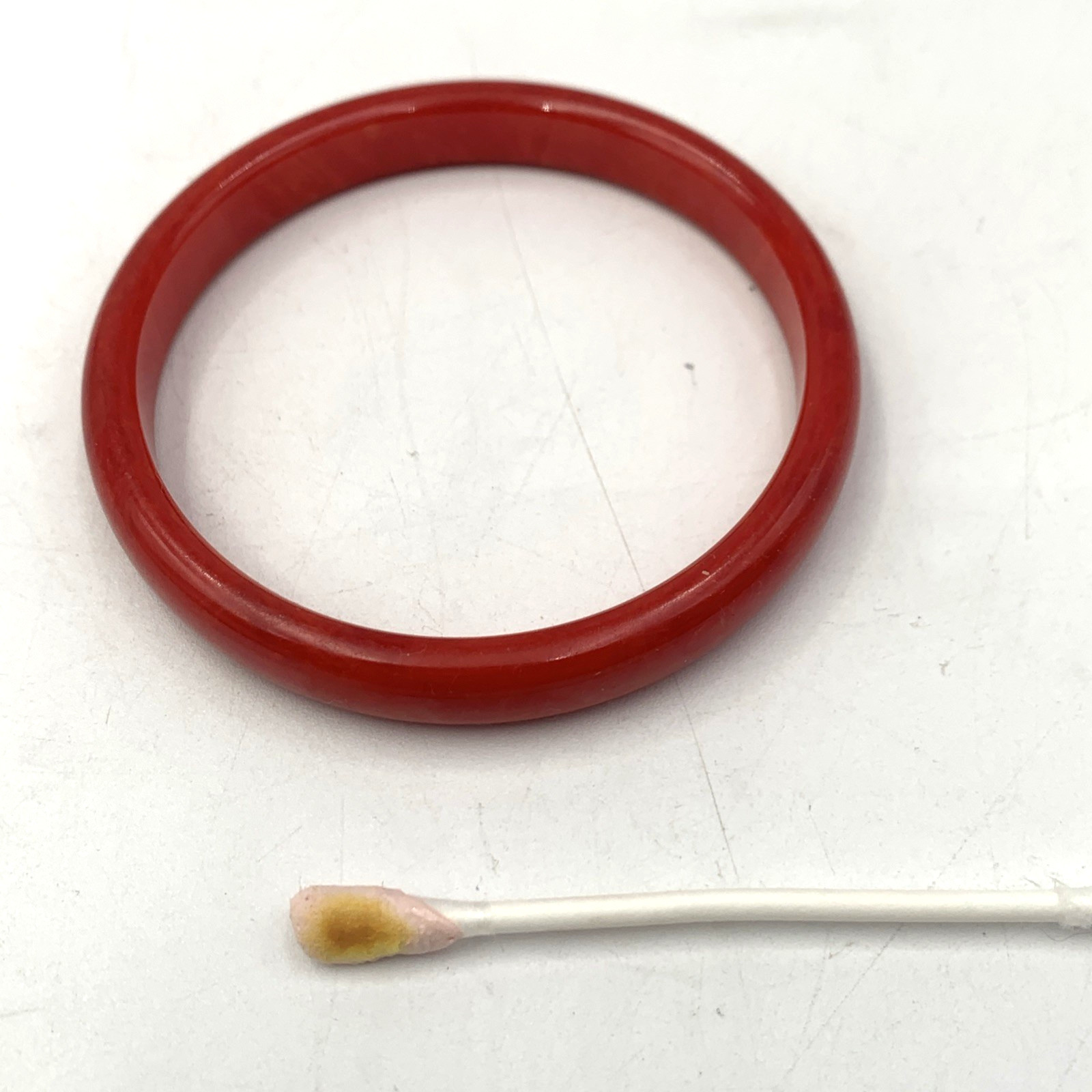 Vintage 10 mm Wide BAKELITE Carved Bangle Bracelet Red Marble