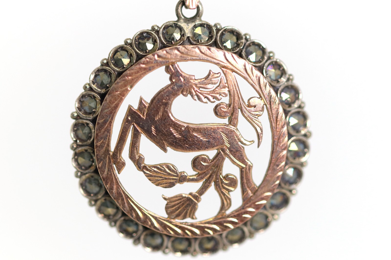 Vintage Silver Pendant Round Deer Roe Floral Plants + Marcasite, Ø: 3.1cm