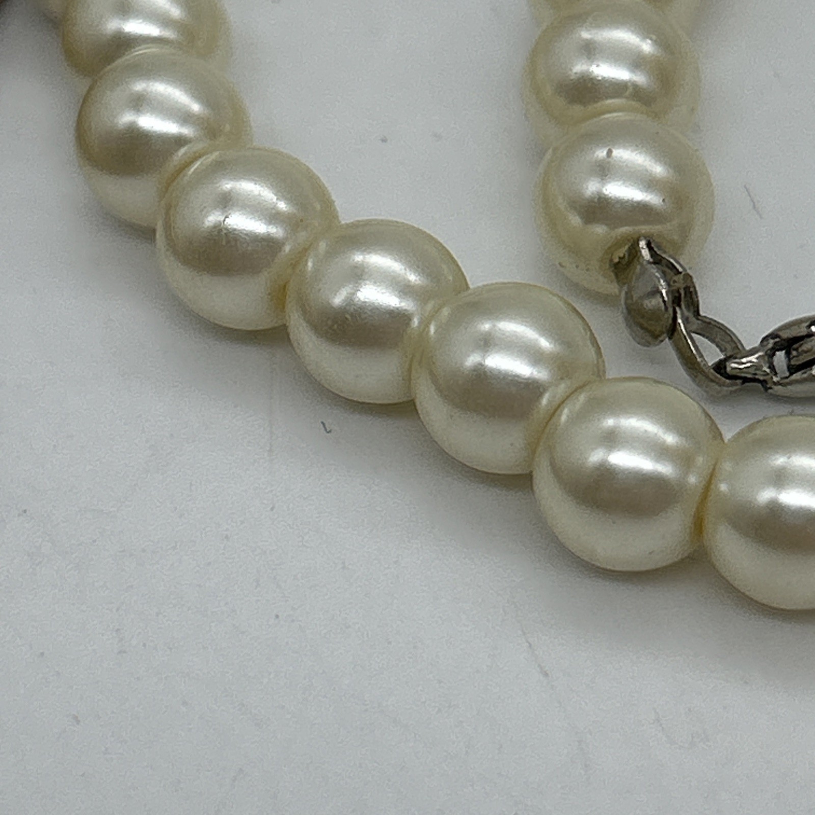 Vintage Cream Faux Pearl Necklace 45cm Heavy