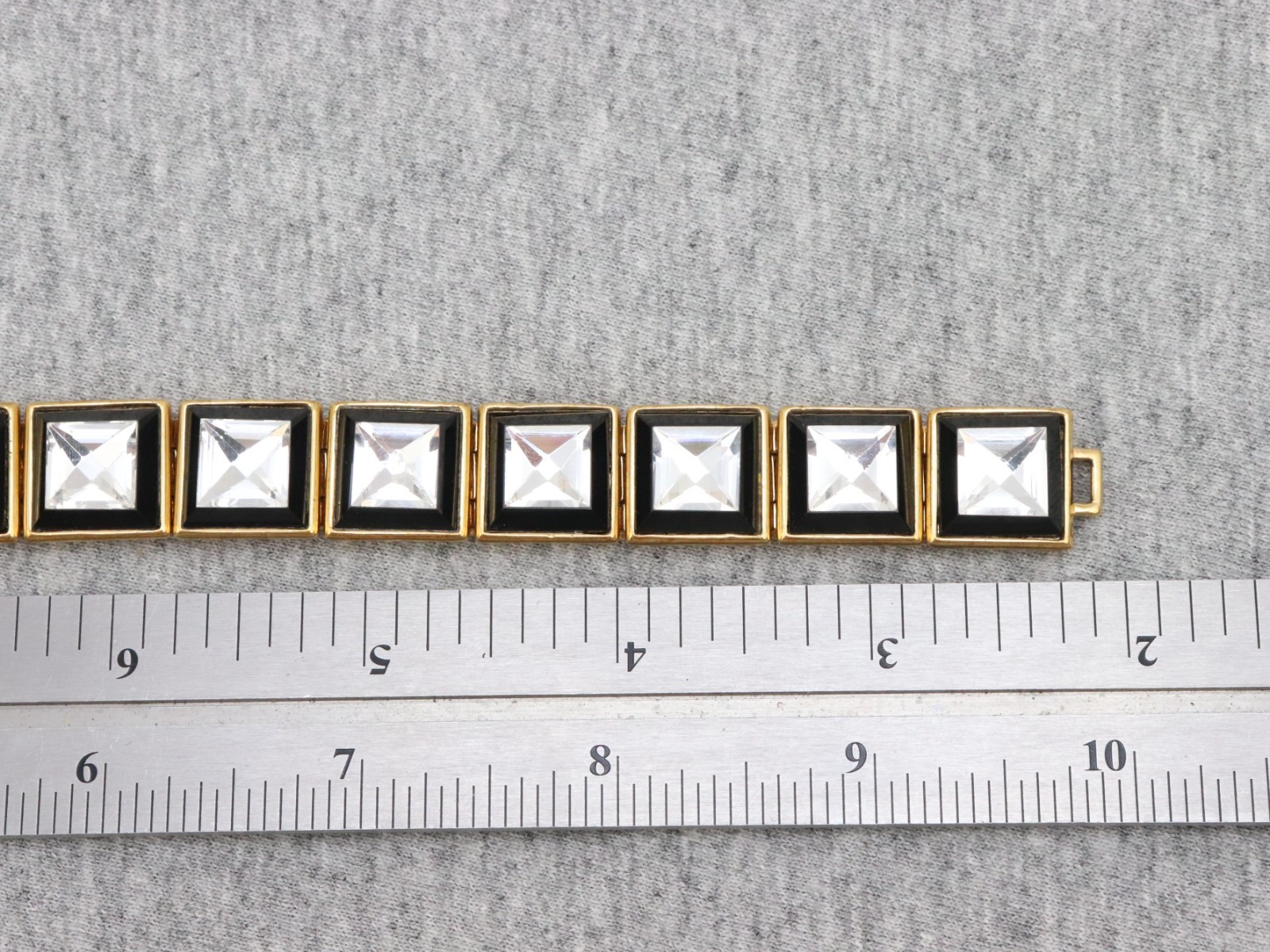 7″ Vintage Henri Bendel Square Crystal Rhinestone Clasp Bracelet Gold Tone Heavy