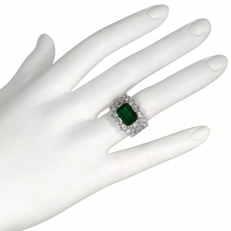 14.00ct Zambian Emerald And Is Accented By 32 Round Brilliant Cut CZ Women Ring