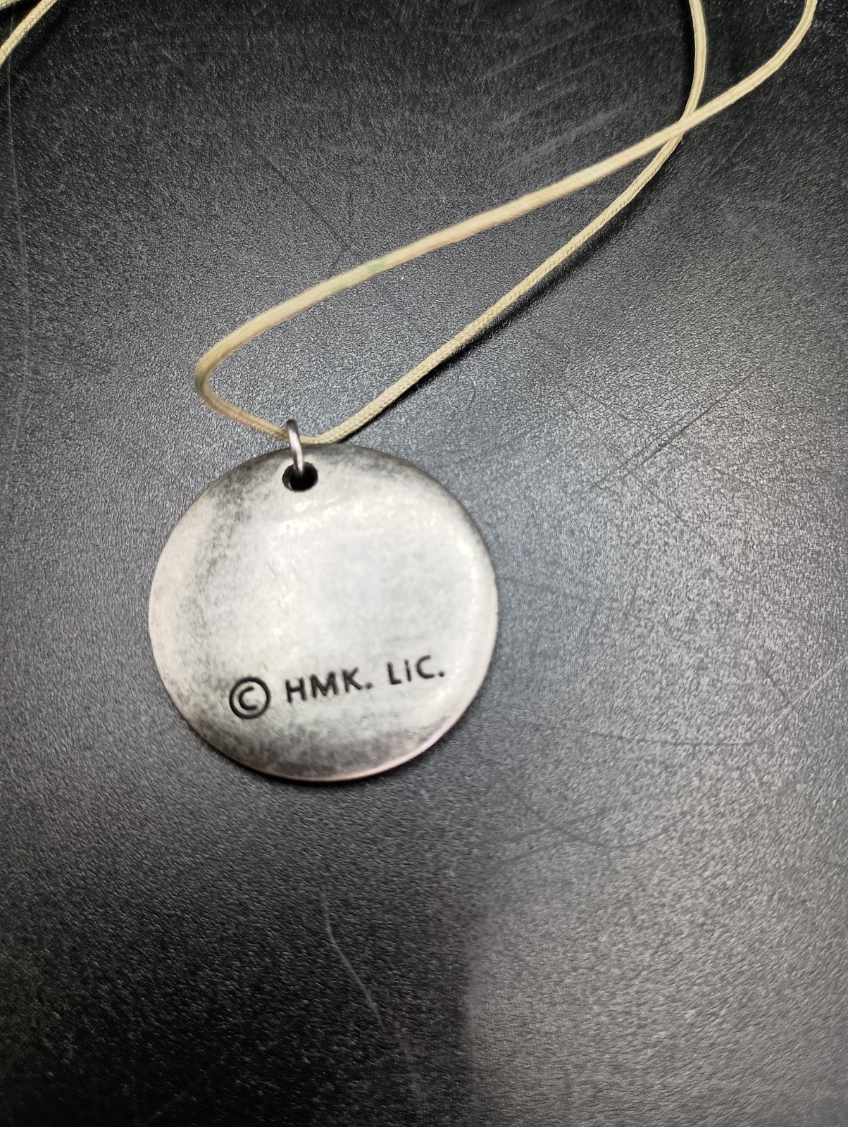 Hallmark Silver Tone Sparrow Bird Heart Round Pendant Cord Necklace 18 inch