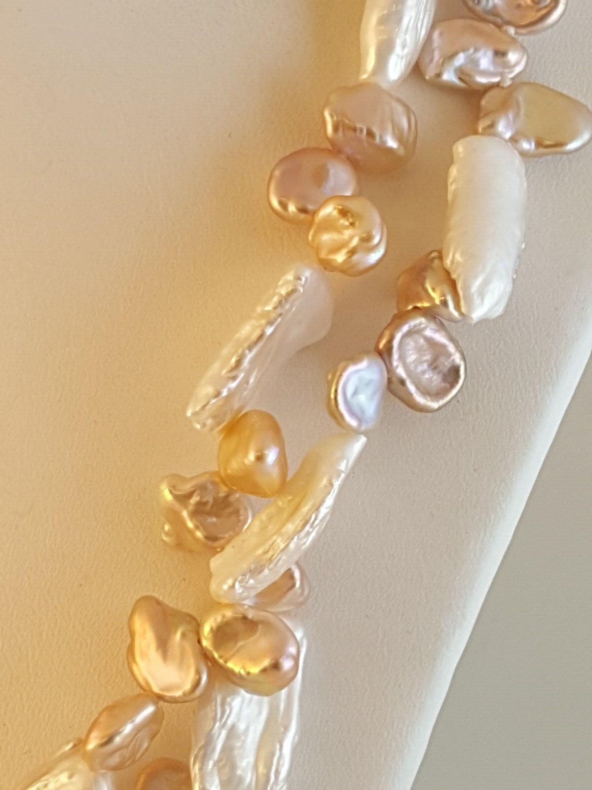 Baroque pearl pink white necklace 40″ long 76 grams