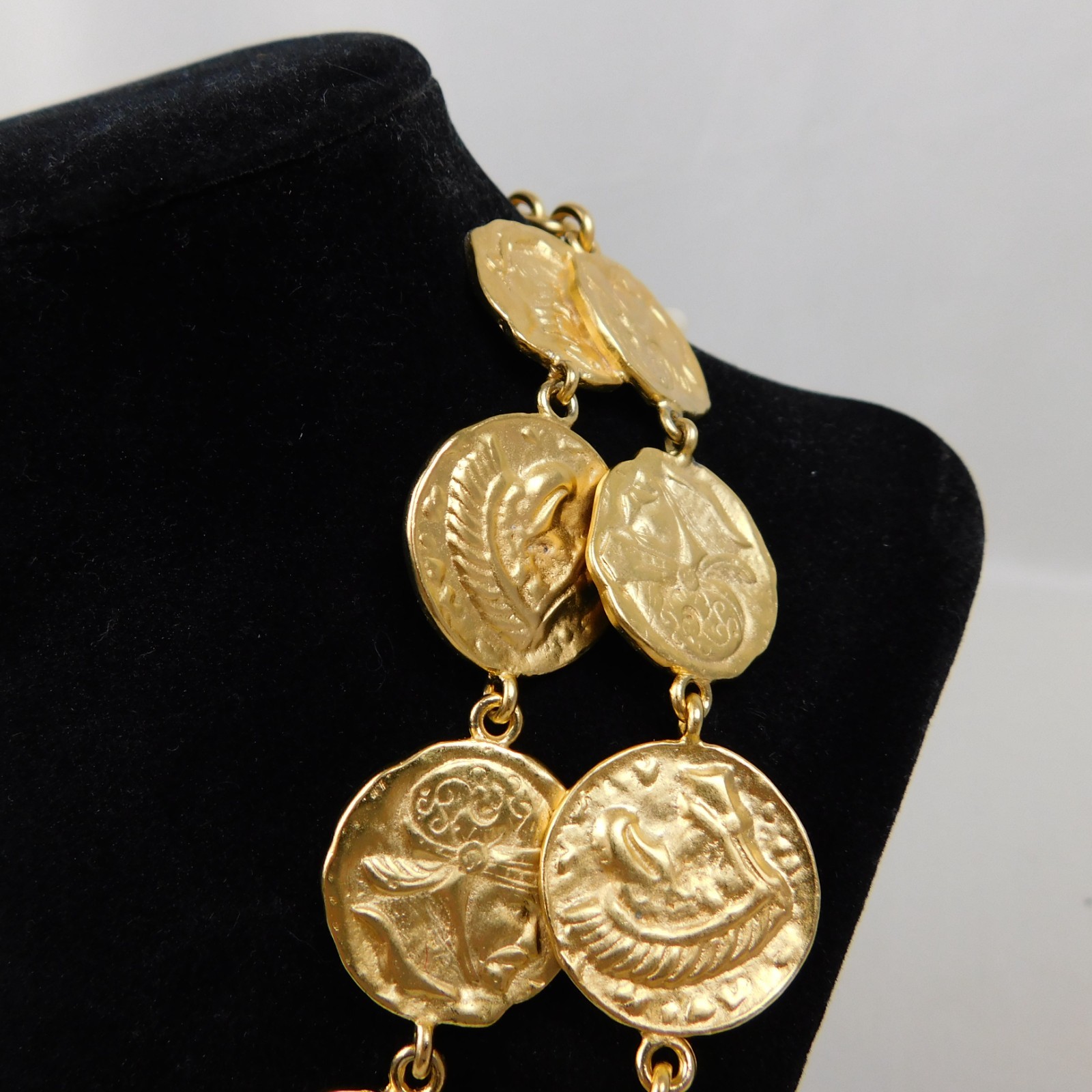 Vintage 1980s Gold Tone Double Strand Roman Coin Necklace #77