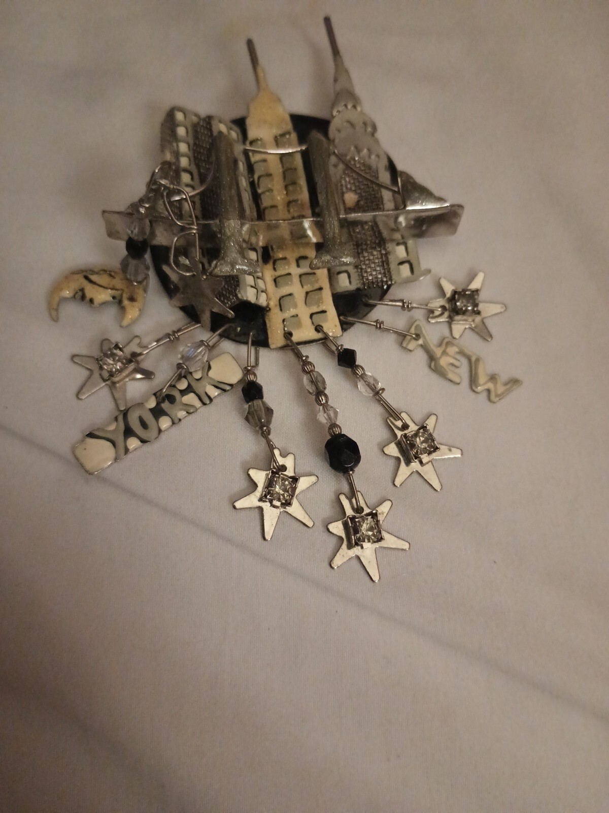 Lunch At The Ritz NEW YORK CITY LIGHTS SKYLINE BRIDGE Pin Brooch Pendant