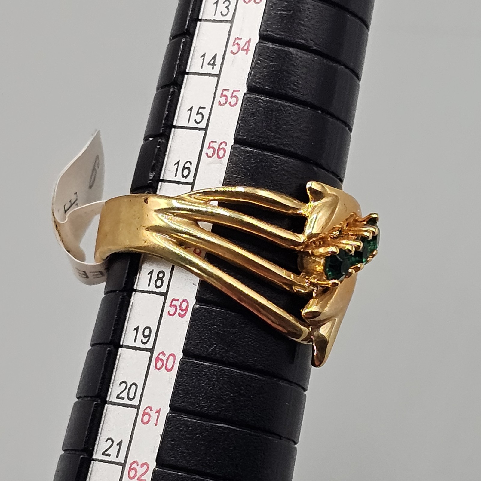 Vtg 18k Gold Plated Green Crystal Birthstone Ring May Birthday Swoop Size 8.5