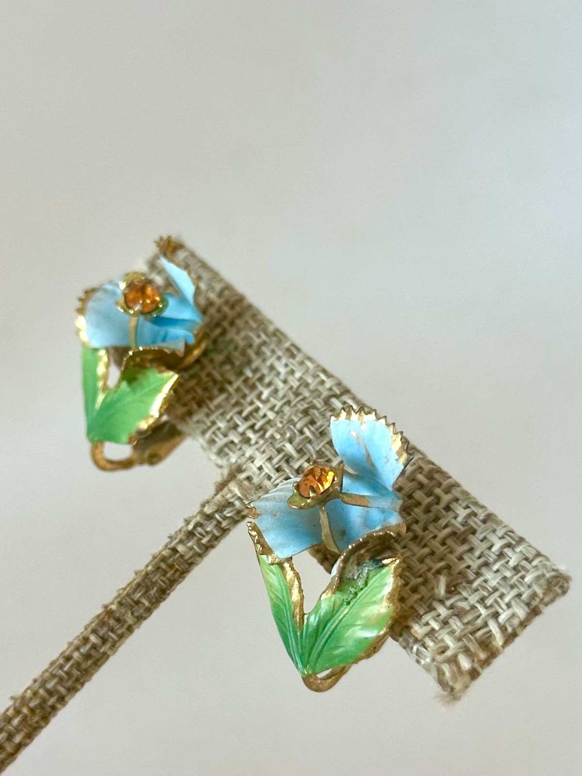 Vintage Austrian Crystal Enamel Flower Clip on Earrings Retro 40s