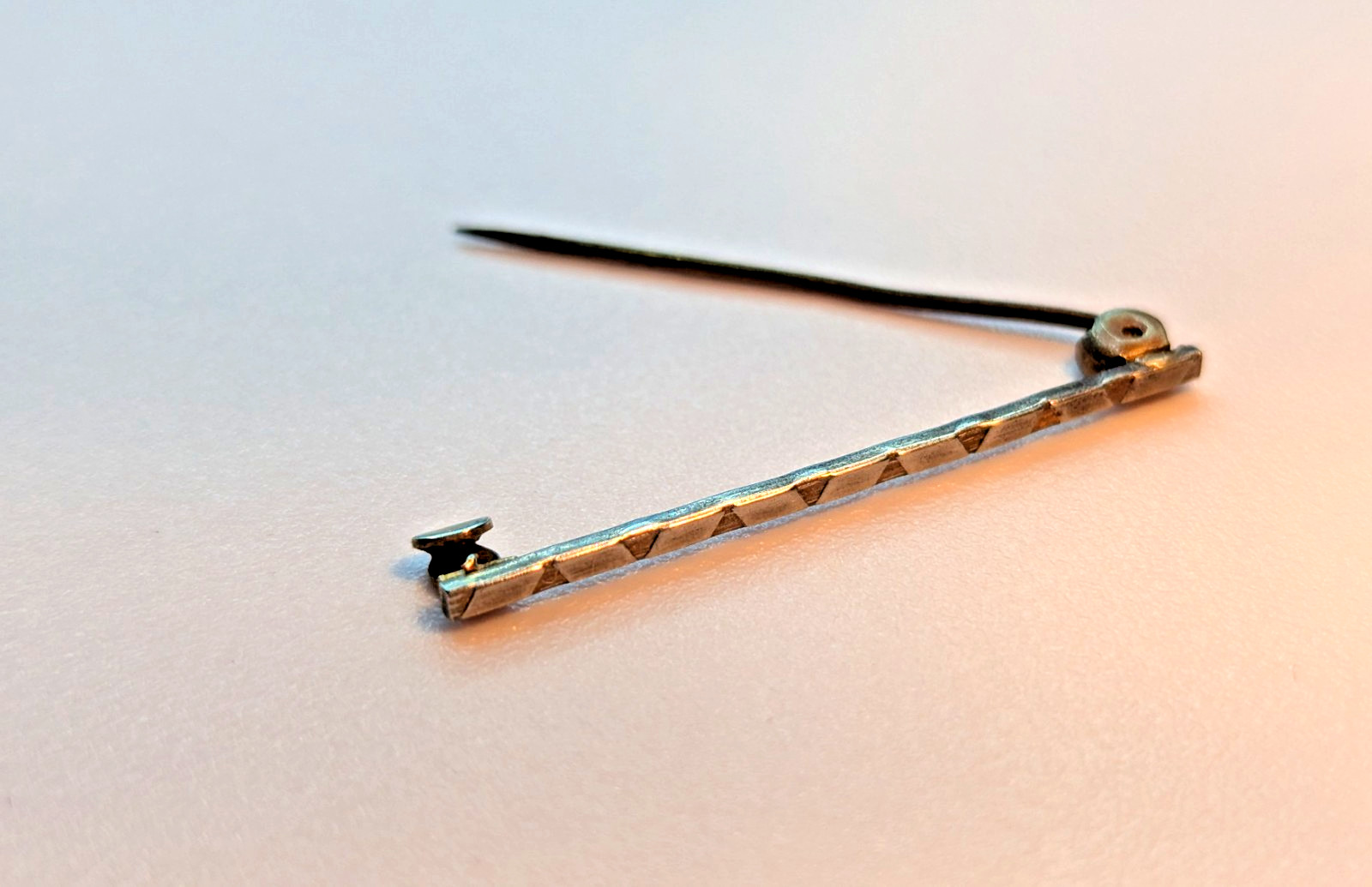 Antique Art Deco Silver Tone Safety Clasp Bar Lingerie Pin 1.5″ Triangles Peaks