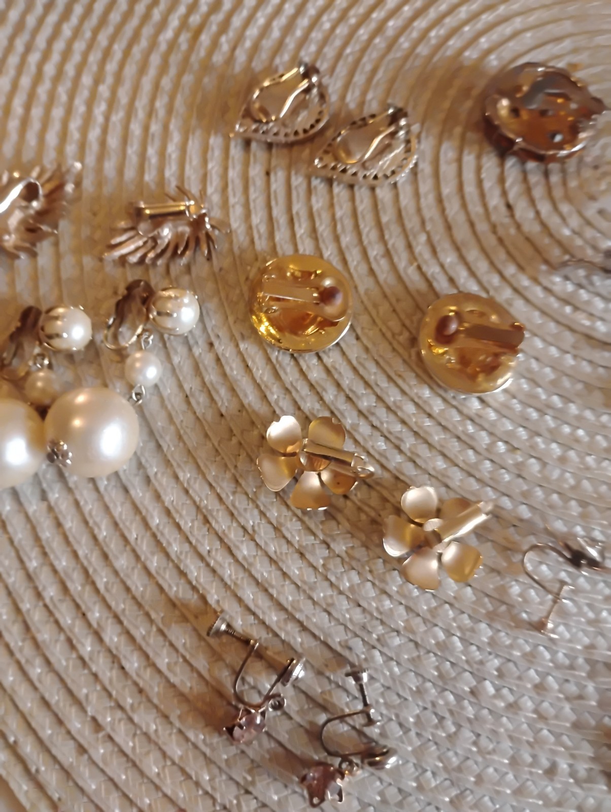 Vintage Lot Of 18 Vintage Pairs Of Clipon Earrings