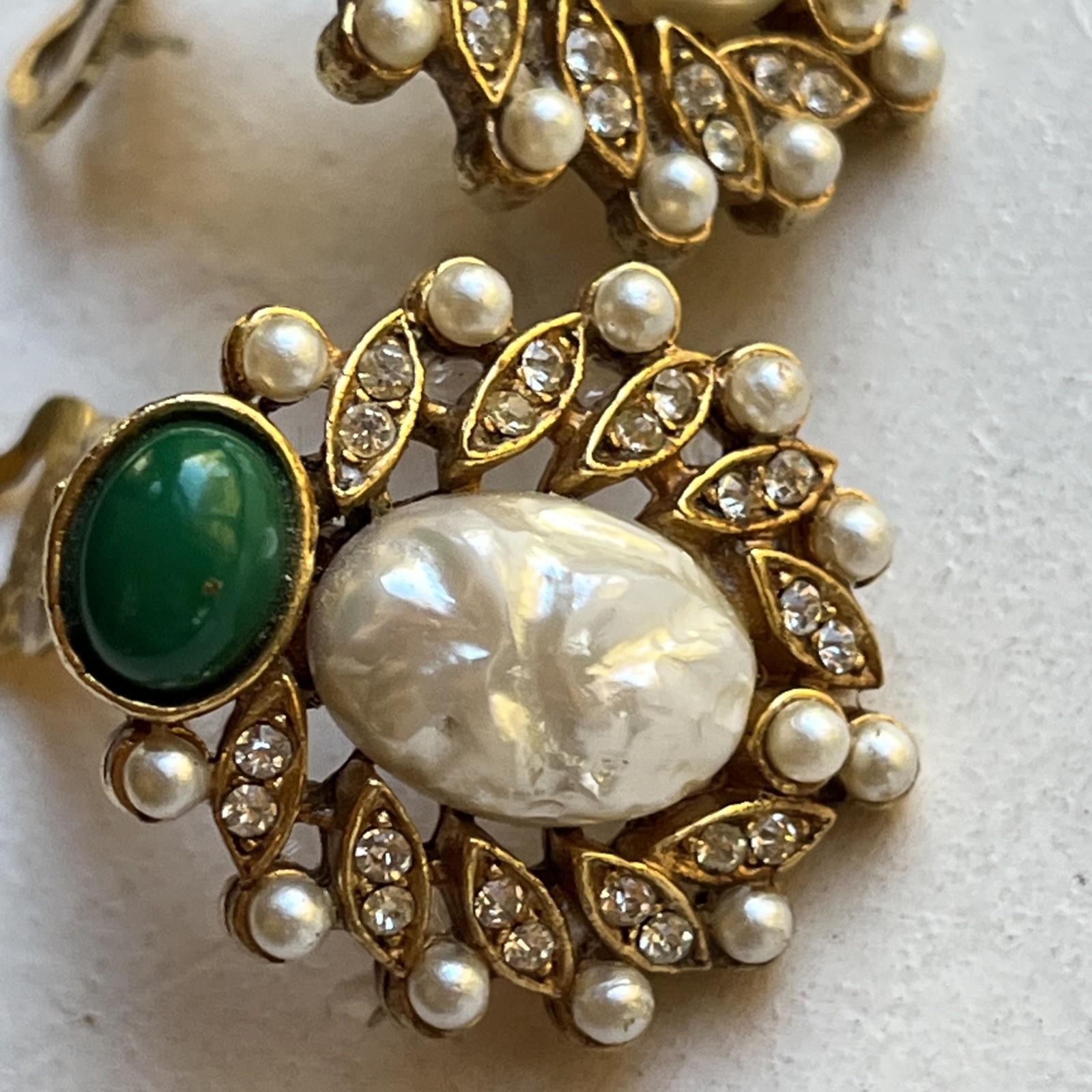 Vintage Faux Mabe & Many Pearls Green Glass Gripoix Cabochon Clip On Earrings