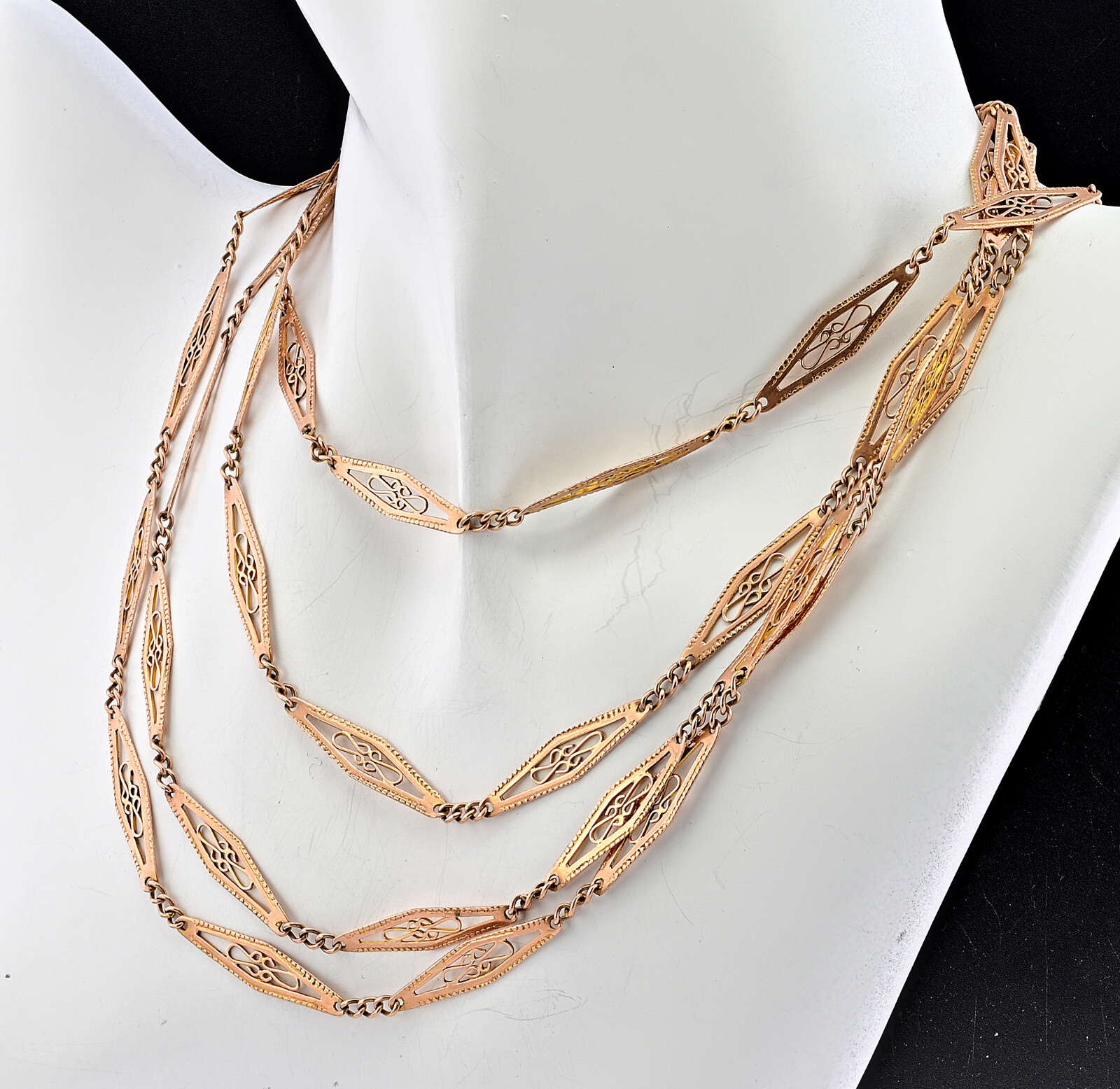 Art Nouveau Filigree Lozenge 61.41inches 9 KT Rose Gold Long Chain