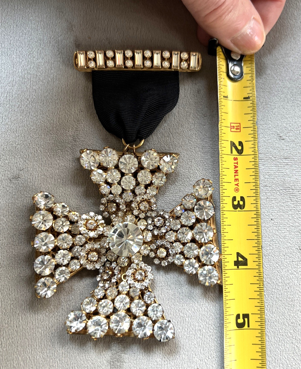 VTG. SIGNED MIRIAM HASKELL RHINESTONE MALTESE CROSS on RIBBON & CROSS BAR BROOCH