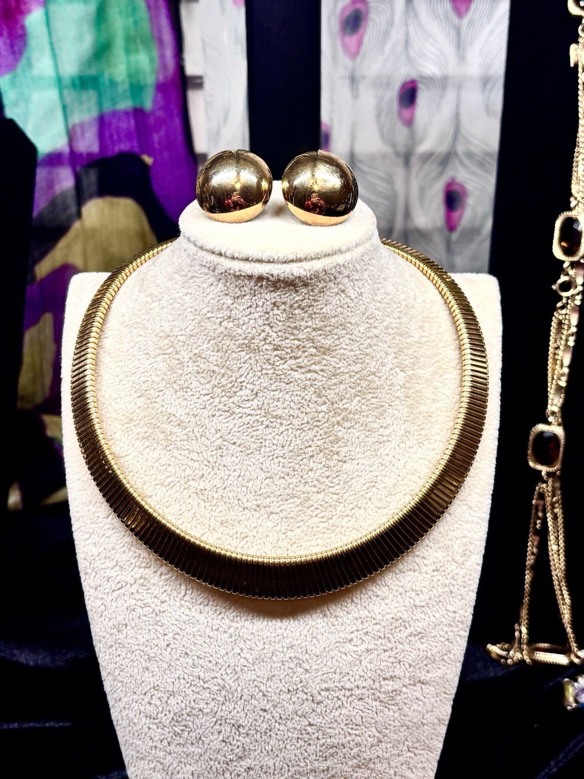 Classic Monet Gold Tone Collar Necklace W/ Joan Rivers Dome Earrings. 15 Inch