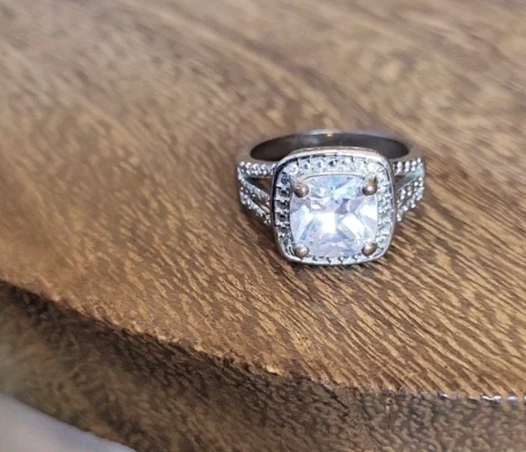 Vintage Cushion Cut Halo Silver Tone Engagement Ring Everyday Ring, Size 8