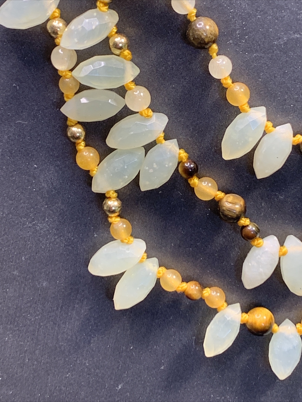 Vintage Tiger’s Eye Pale Green Jade Layered Oriental￼ 3 Strand Necklace 18”