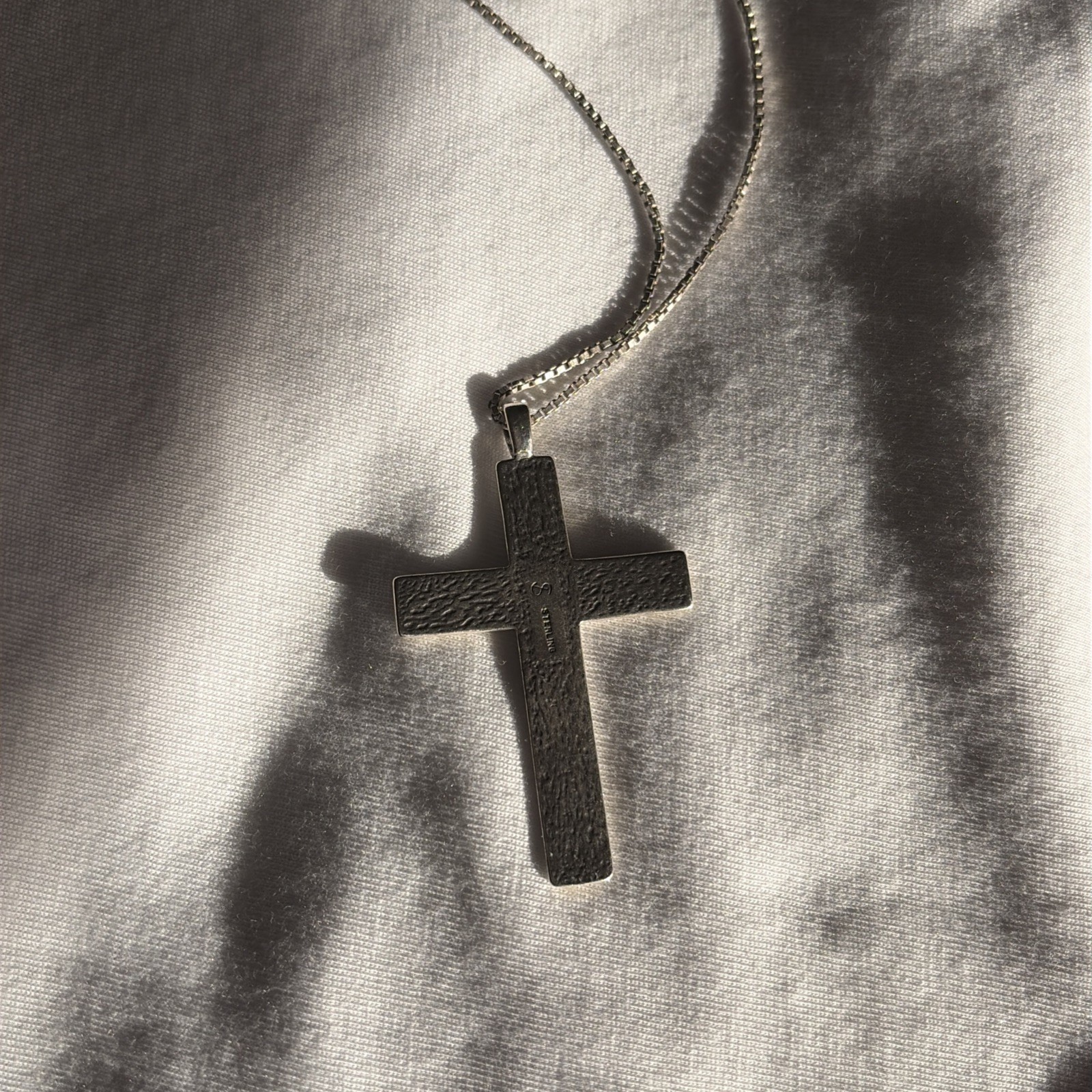 Vintage Sterling Silver 925 Floral Design Cross Pendant Necklace 16″