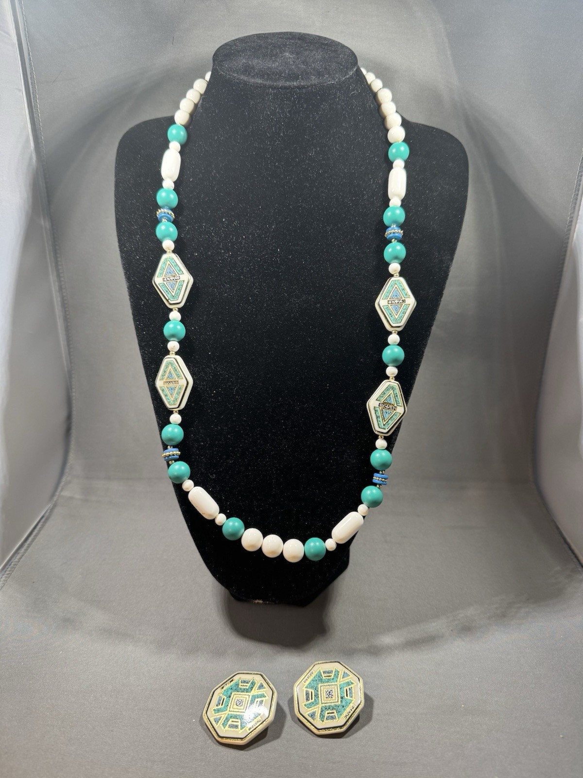 Vintage Southwestern Necklace and Clip Earrings Set, Turquoise Style, Japan