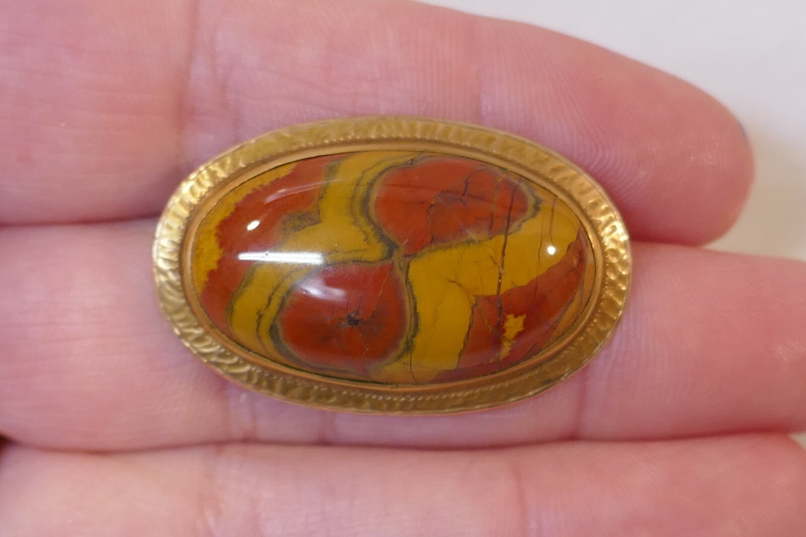 Circa 1920/30’s Hand Hammered 10kt Yellow Gold Bezel & Jasper Pin / Brooch