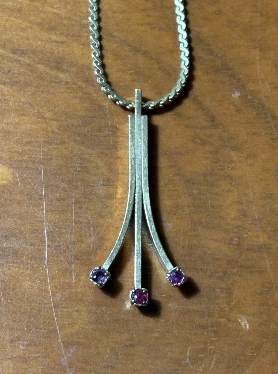 Vintage Avon 1978 1/20 14K Gold Filled 17” Ruby Pendant Necklace Signed