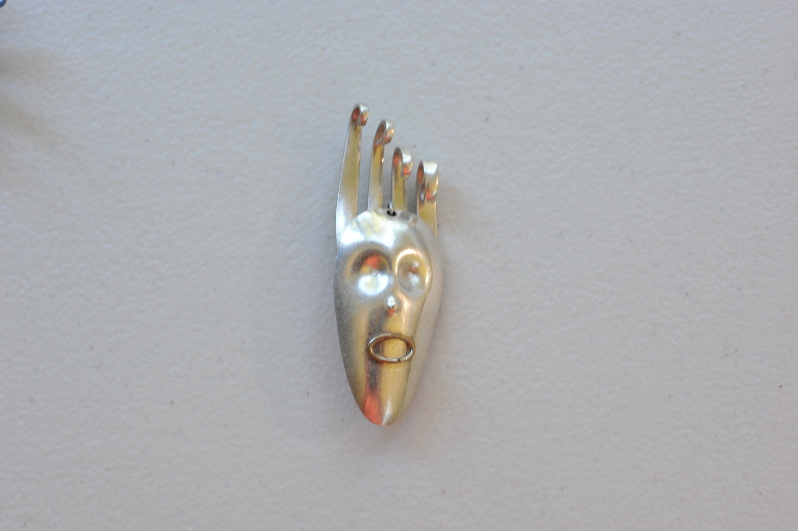 SPORK Brooch Punk Alien Face retro funky steampunk heavy modernist fork spoon ZF