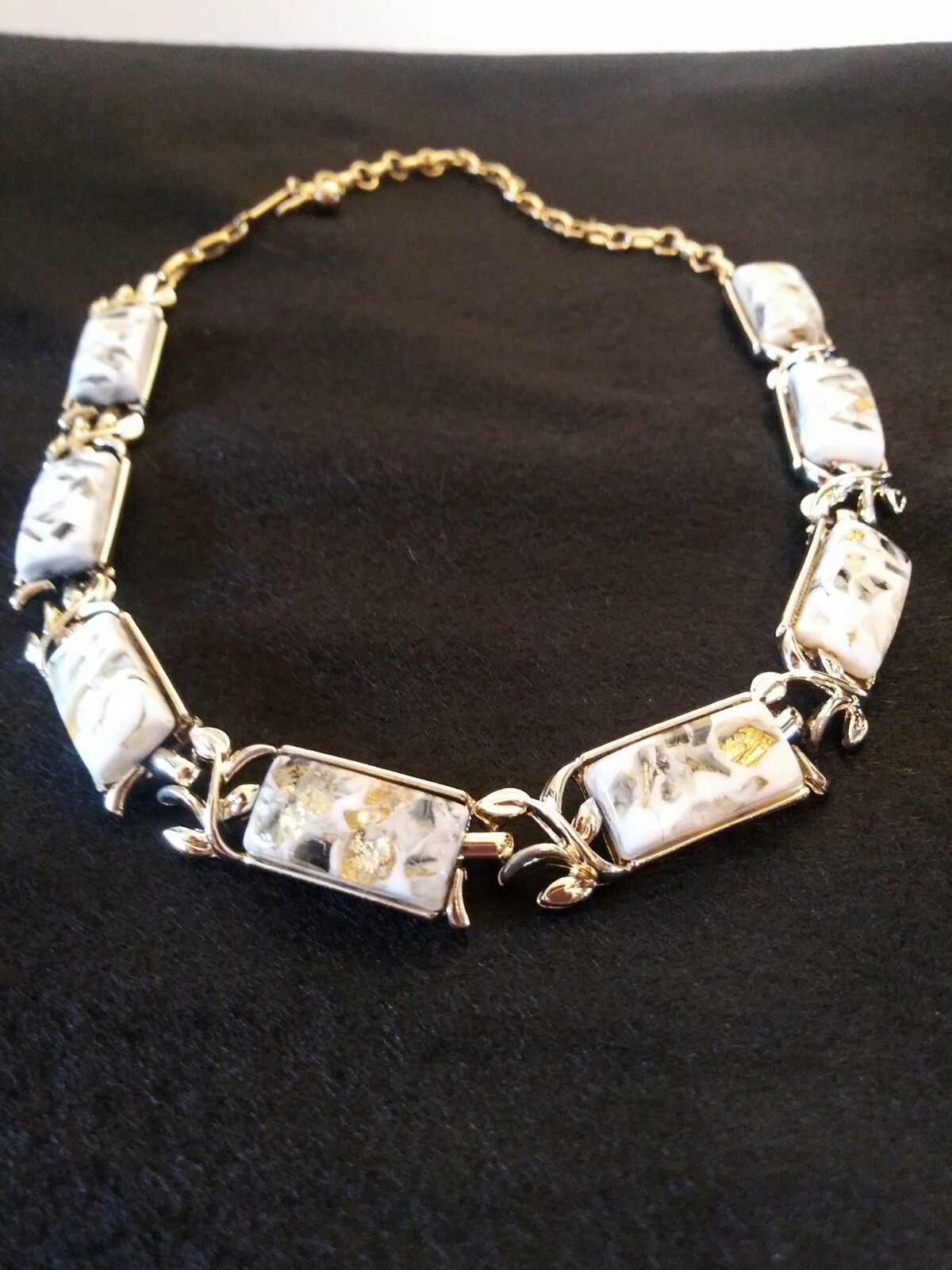 Vintage Mid Century Coro Lucite Confetti Rectangular Stones Choker 16.5 ” in