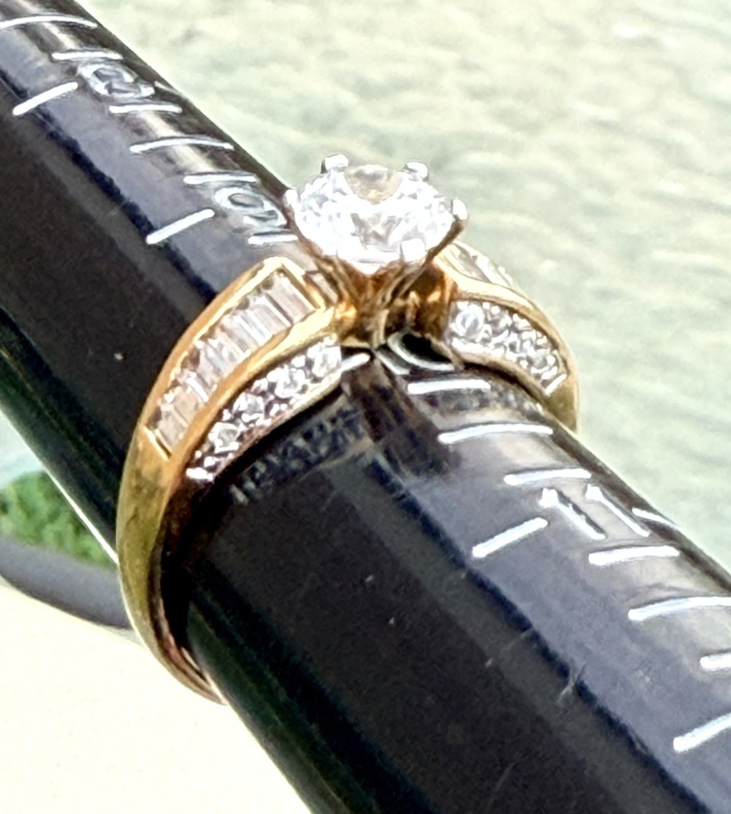 Vtg 925 CZ Sterling Gold Wash Right Hand Solitaire Engagement Ring Travel Ring