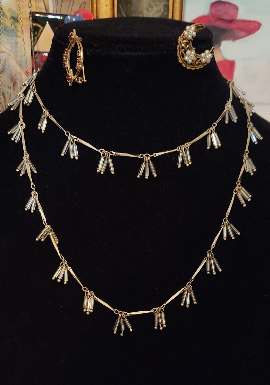 VTG Goldtone, Clear Elongated Glass charm Beads, Station Necklace
